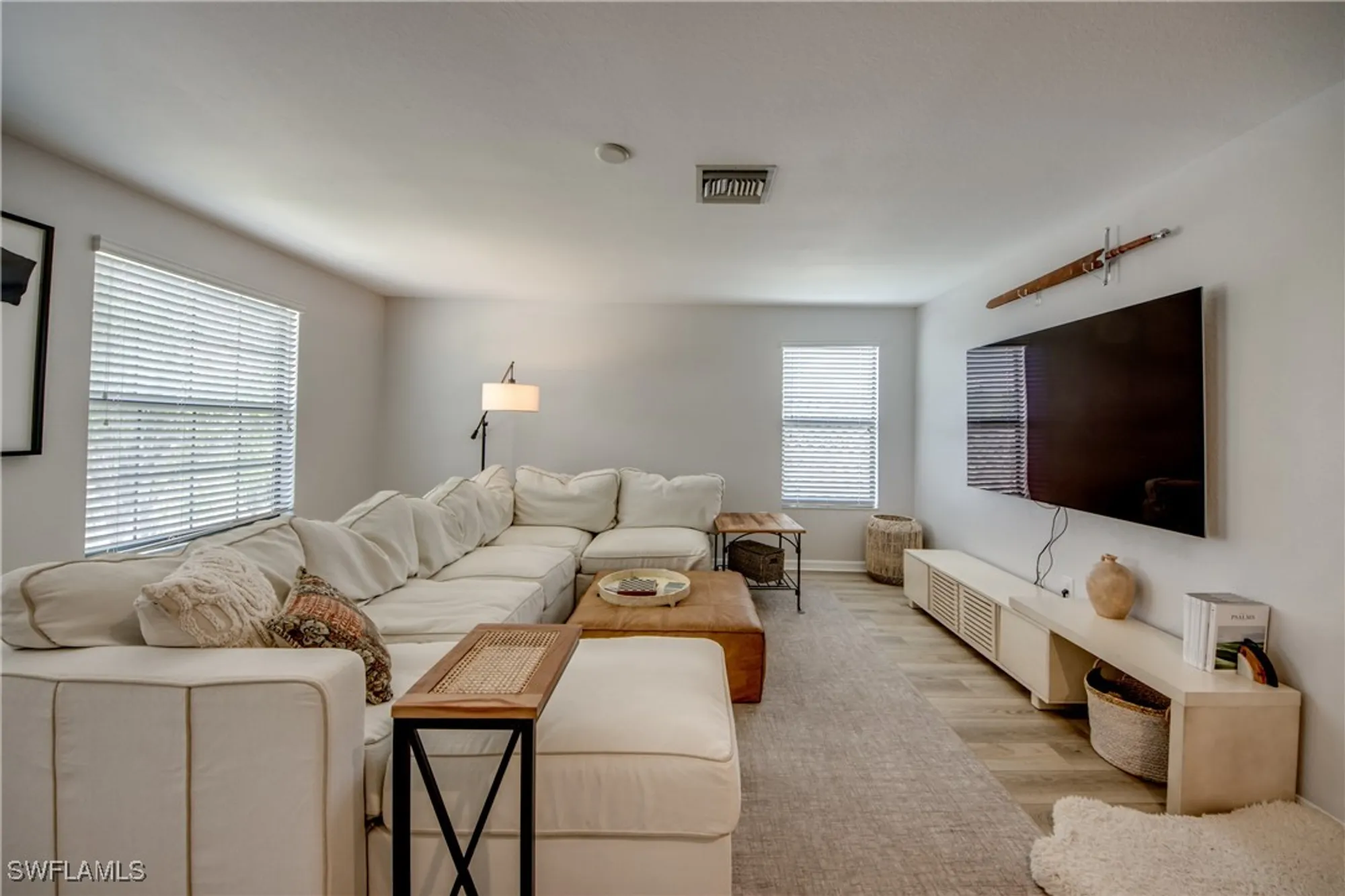 Property Slideshow image 18 of 48 | 11592 shady blossom dr, Fort Myers, FL, 33913