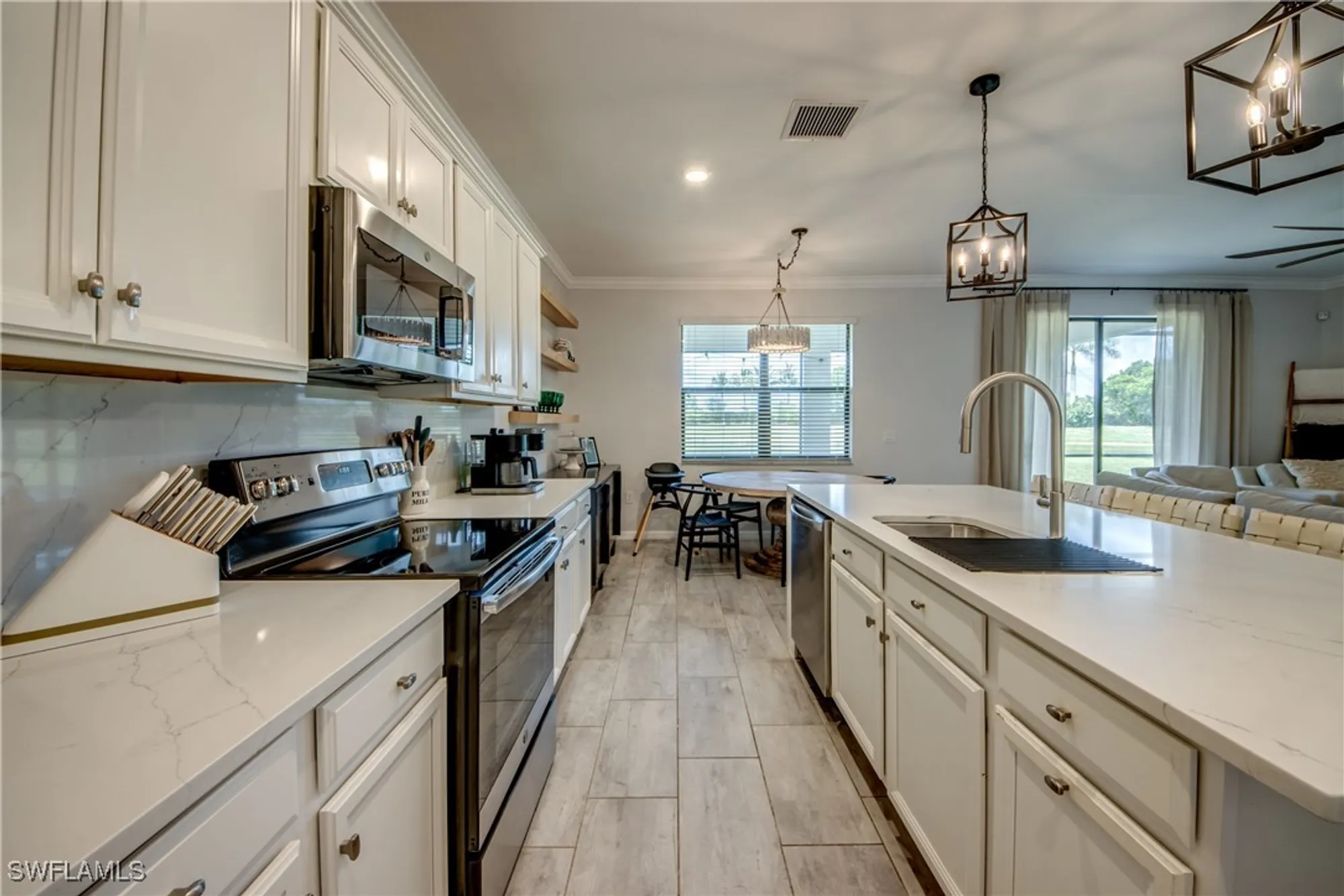 Property Slideshow image 12 of 48 | 11592 shady blossom dr, Fort Myers, FL, 33913