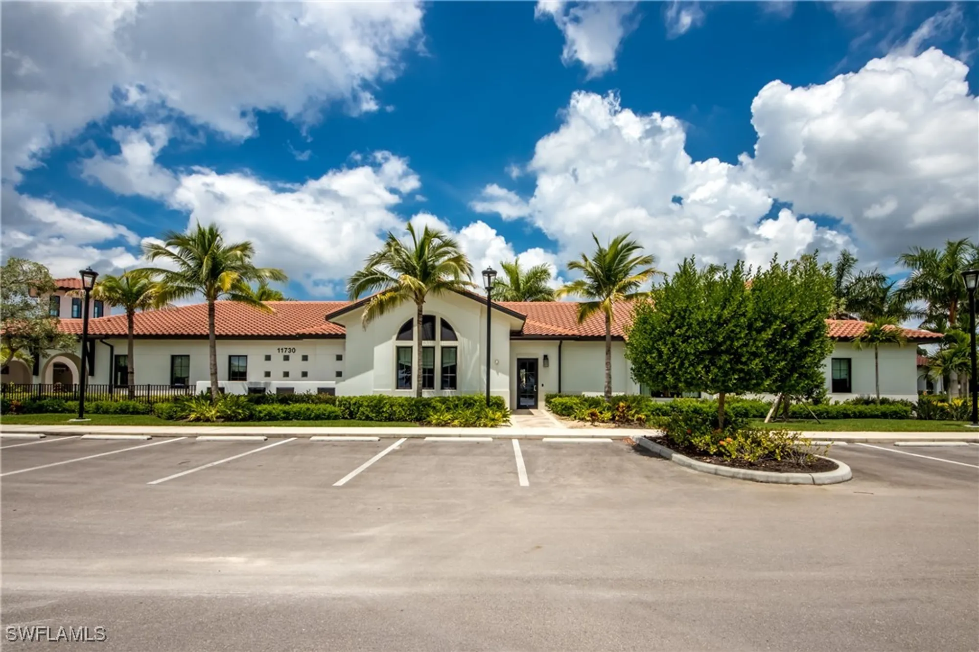 Property Slideshow image 43 of 48 | 11592 shady blossom dr, Fort Myers, FL, 33913