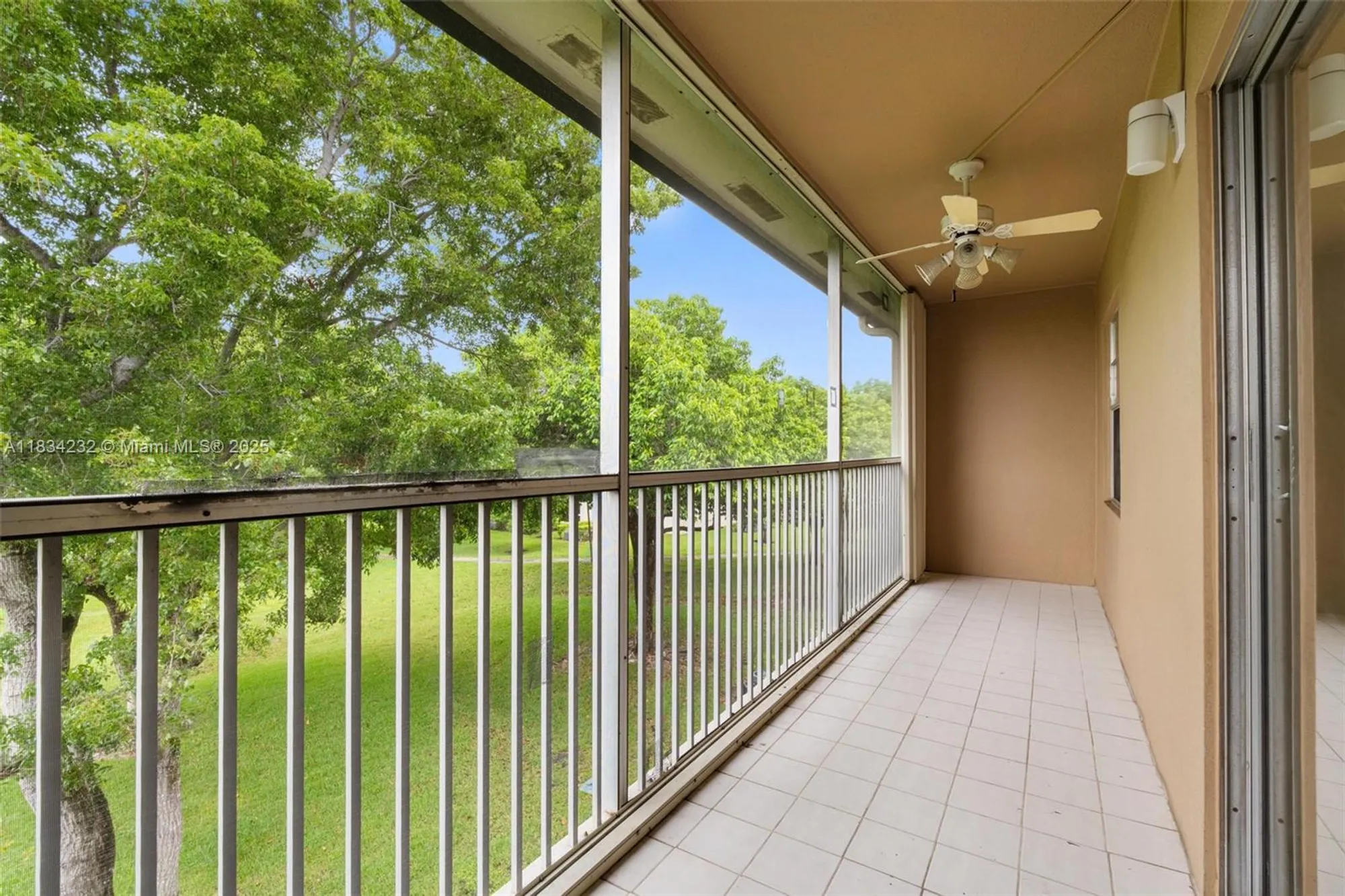 Property Slideshow image 15 of 21 | 800 sw 131st ave apt 406f, Pembroke Pines, FL, 33027