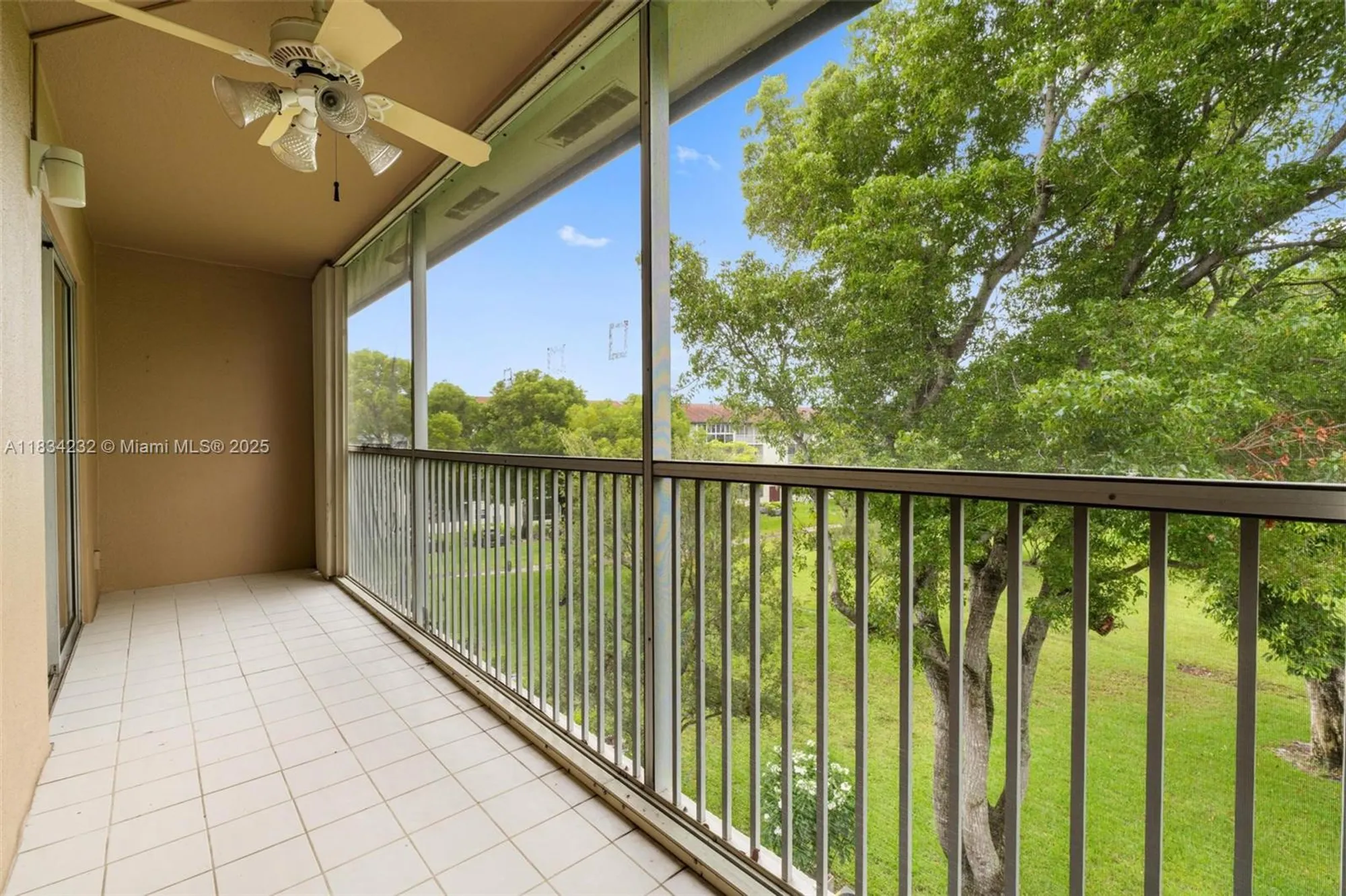 Property Slideshow image 16 of 21 | 800 sw 131st ave apt 406f, Pembroke Pines, FL, 33027