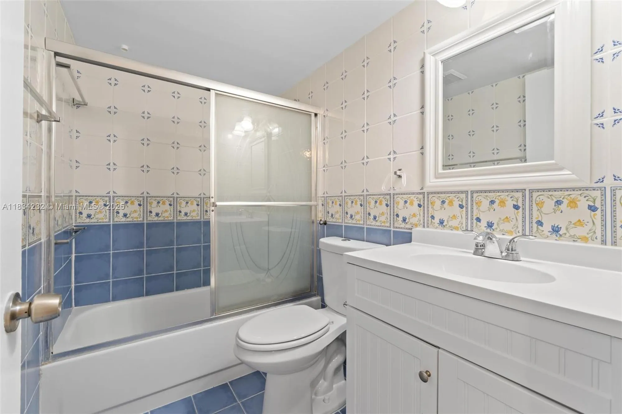 Property Slideshow image 17 of 21 | 800 sw 131st ave apt 406f, Pembroke Pines, FL, 33027