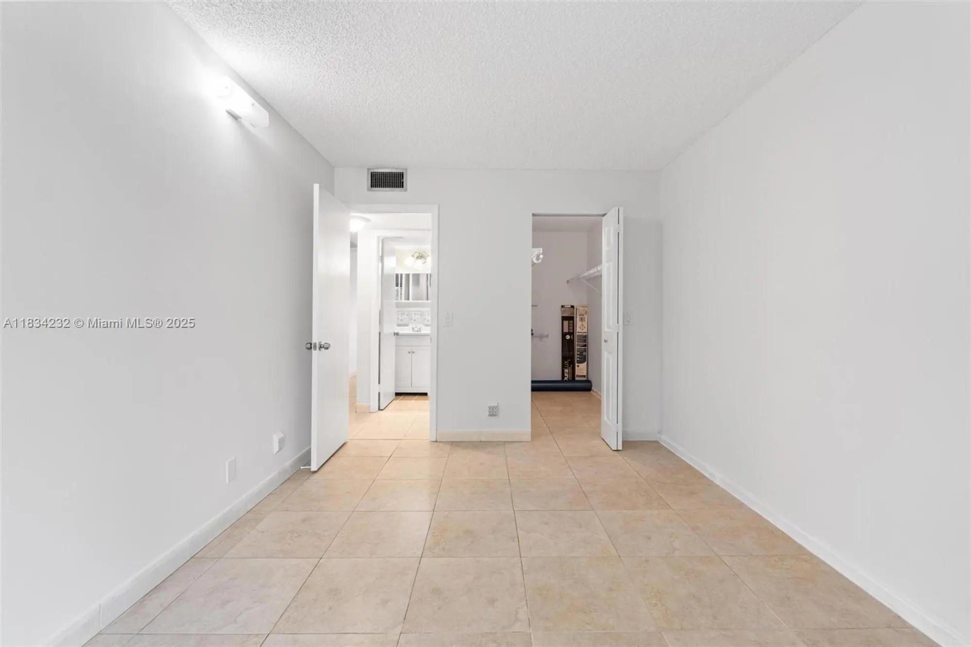 Property Slideshow image 13 of 21 | 800 sw 131st ave apt 406f, Pembroke Pines, FL, 33027