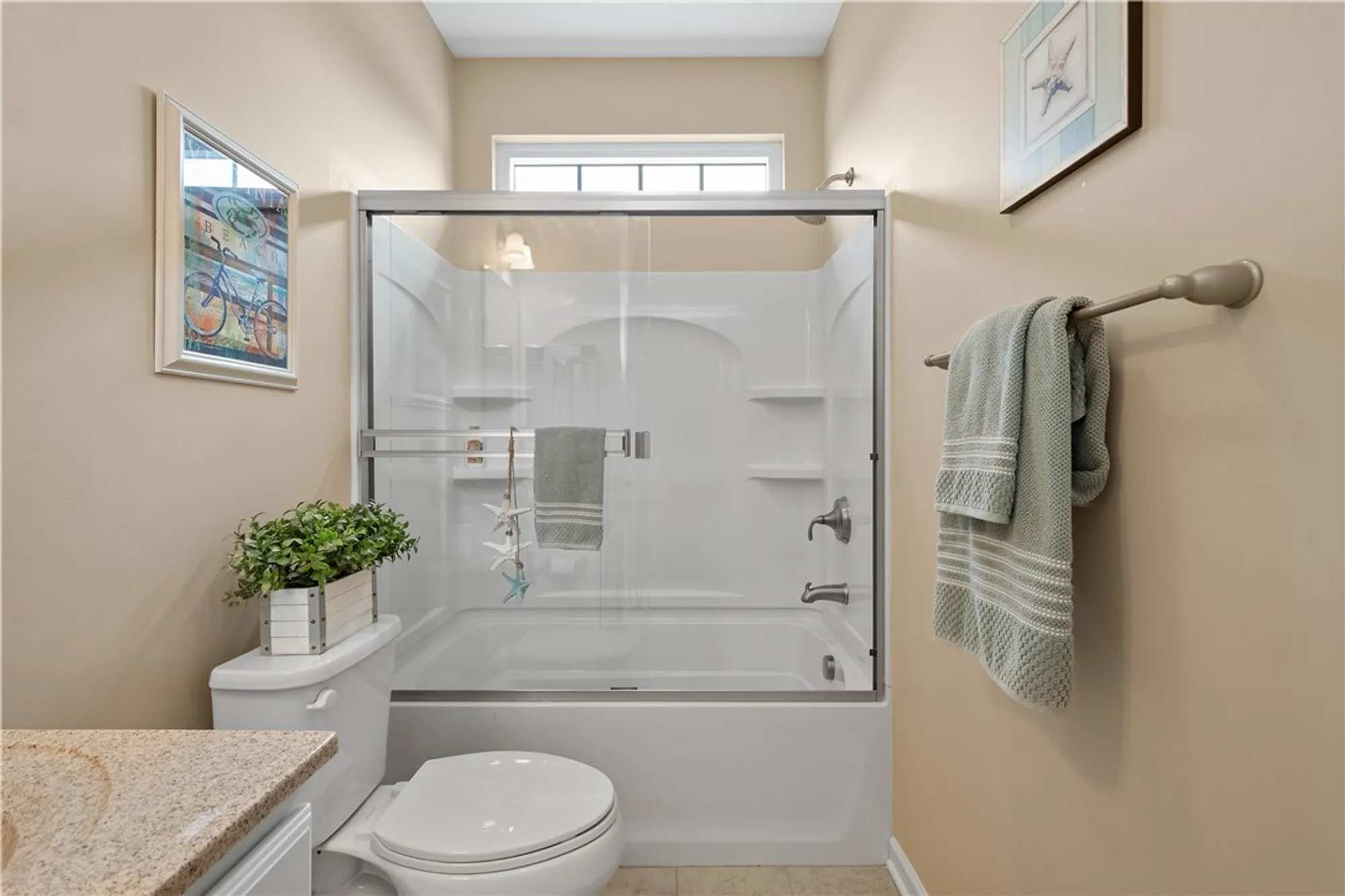 Property Slideshow image 29 of 39 | 140 washington way, Pittsburgh, PA, 15237