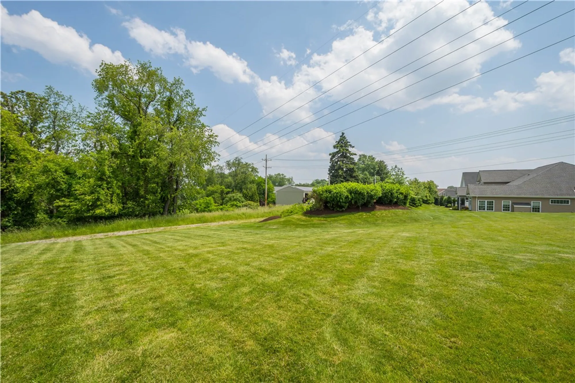 Property Slideshow image 35 of 39 | 140 washington way, Pittsburgh, PA, 15237