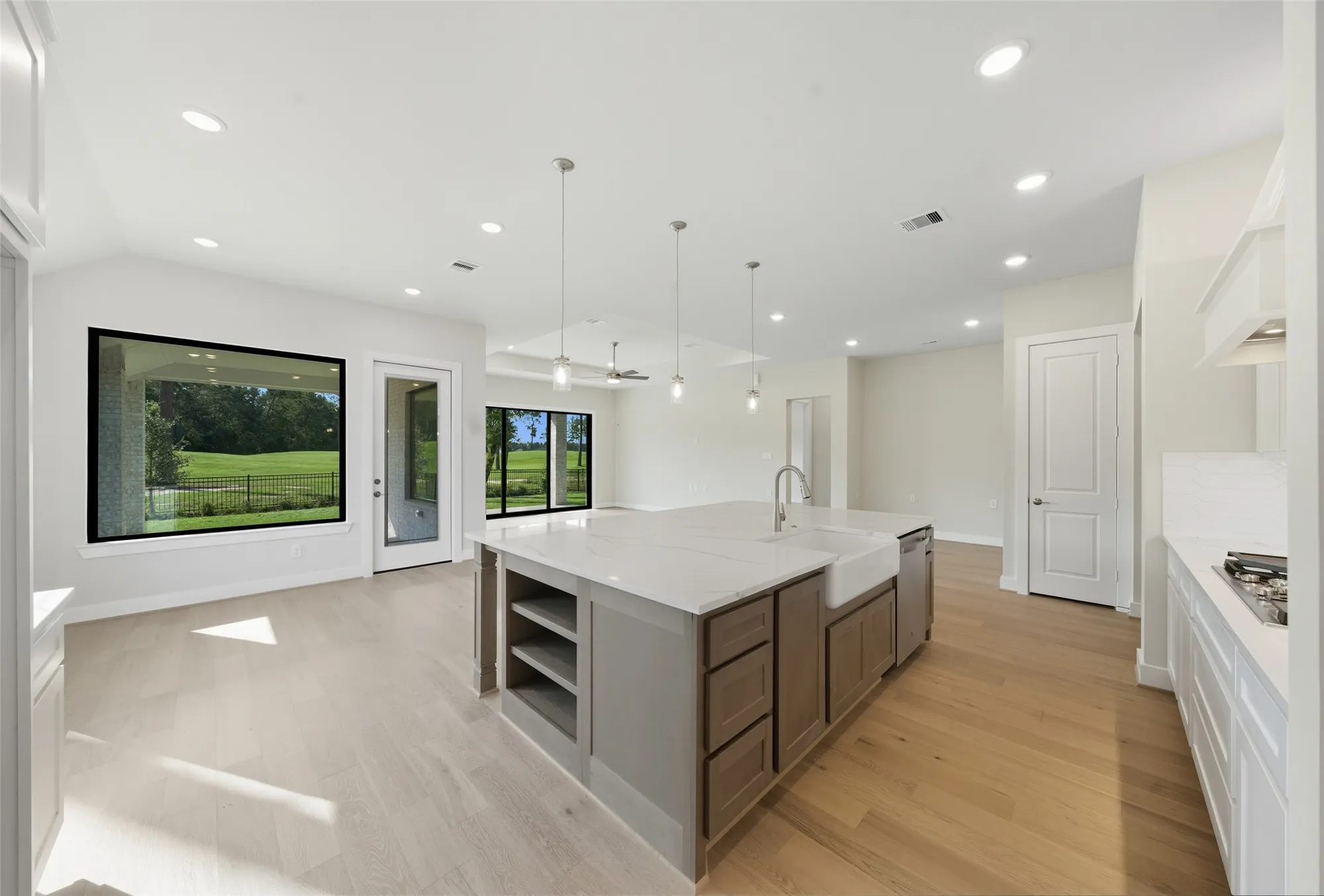 Property Slideshow image 12 of 49 | 21853 victory green way, Porter, TX, 77365