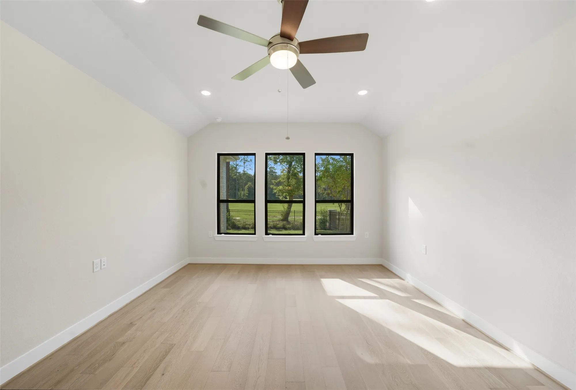 Property Slideshow image 35 of 49 | 21853 victory green way, Porter, TX, 77365