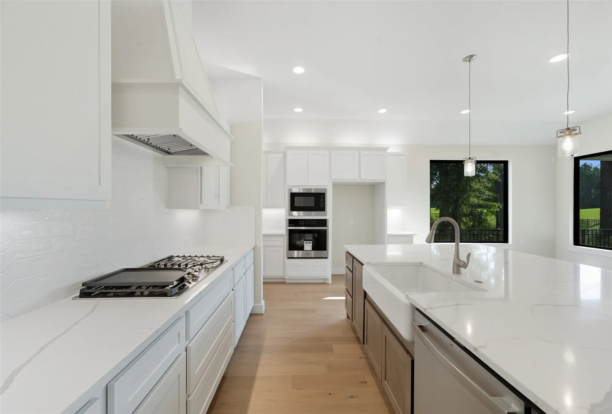 Property Slideshow image 8 of 49 | 21853 victory green way, Porter, TX, 77365