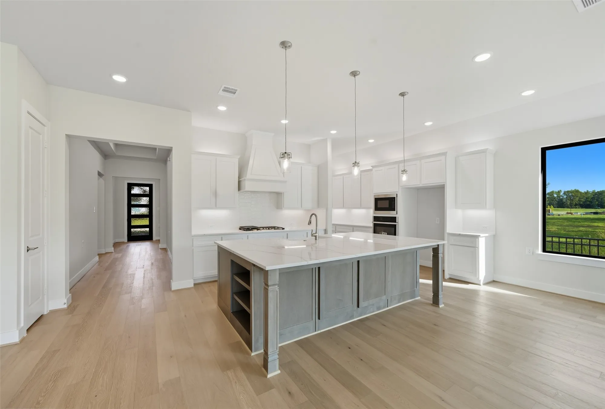 Property Slideshow image 9 of 49 | 21853 victory green way, Porter, TX, 77365