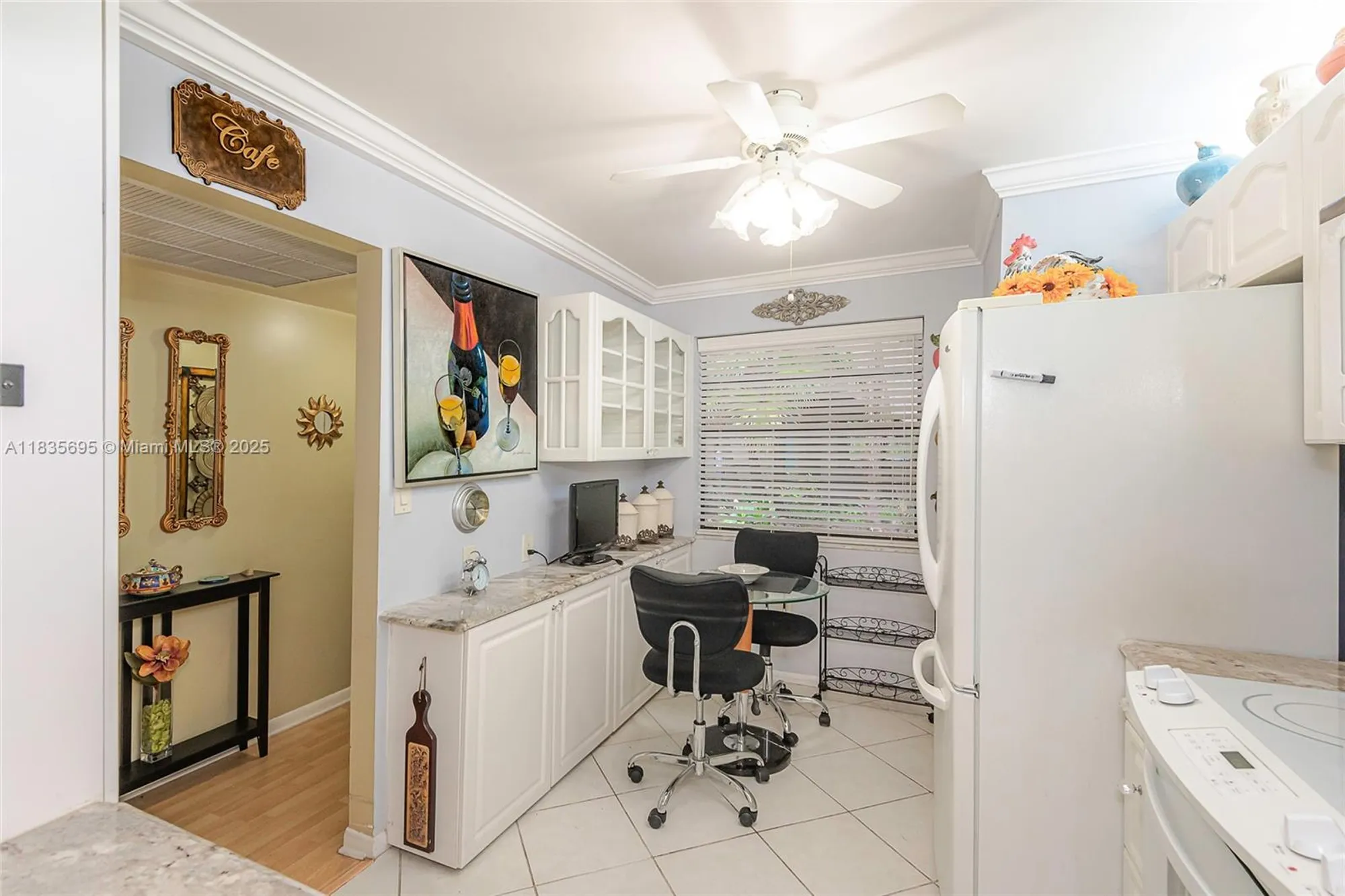 Property Slideshow image 10 of 26 | 901 colony point cir 107, Pembroke Pines, FL, 33026