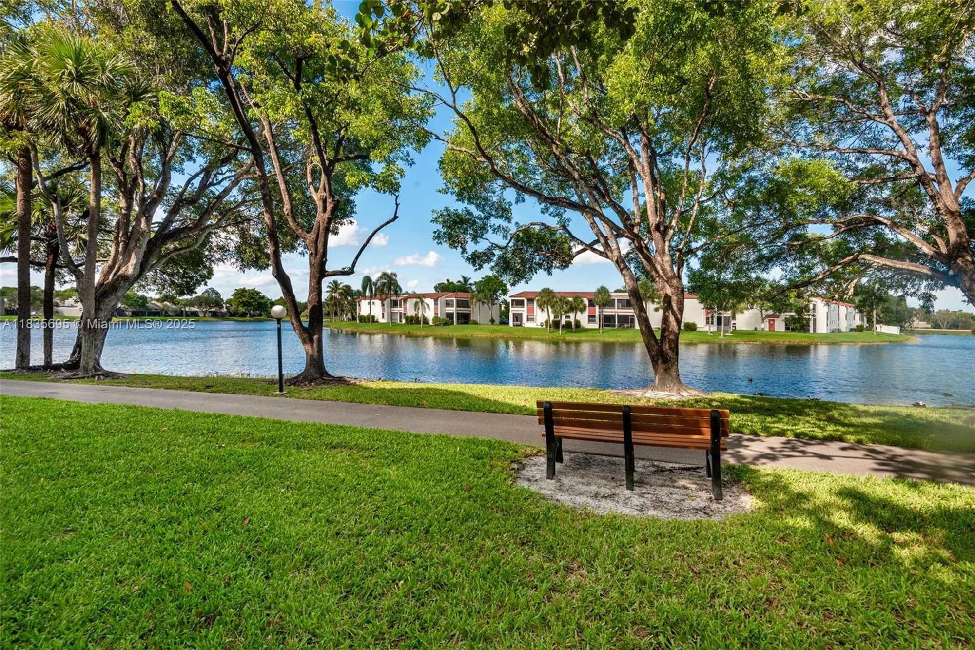 Property Slideshow image 25 of 26 | 901 colony point cir 107, Pembroke Pines, FL, 33026