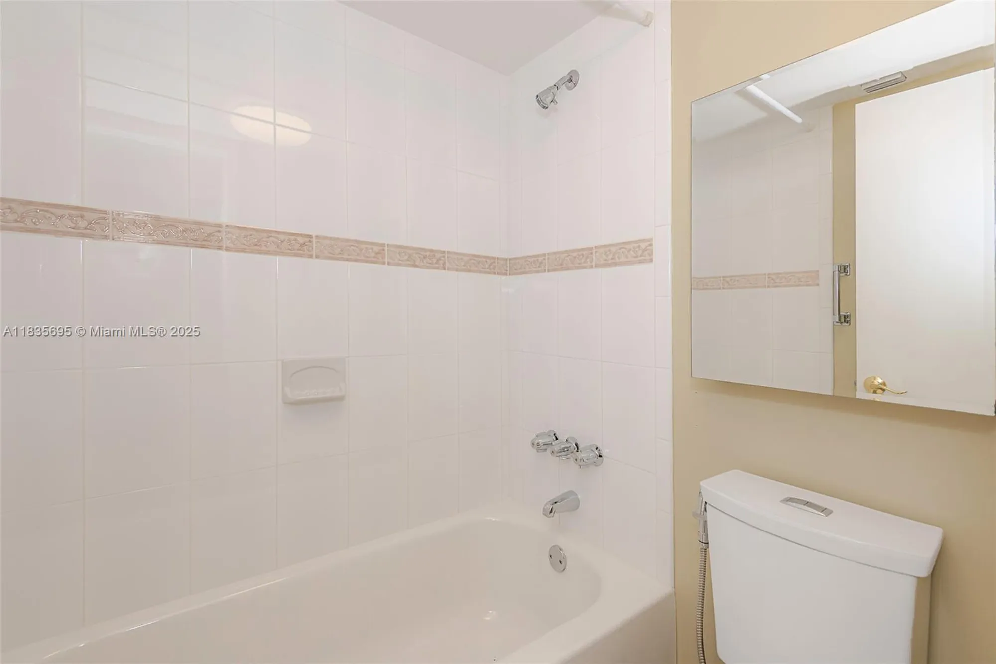 Property Slideshow image 21 of 26 | 901 colony point cir 107, Pembroke Pines, FL, 33026
