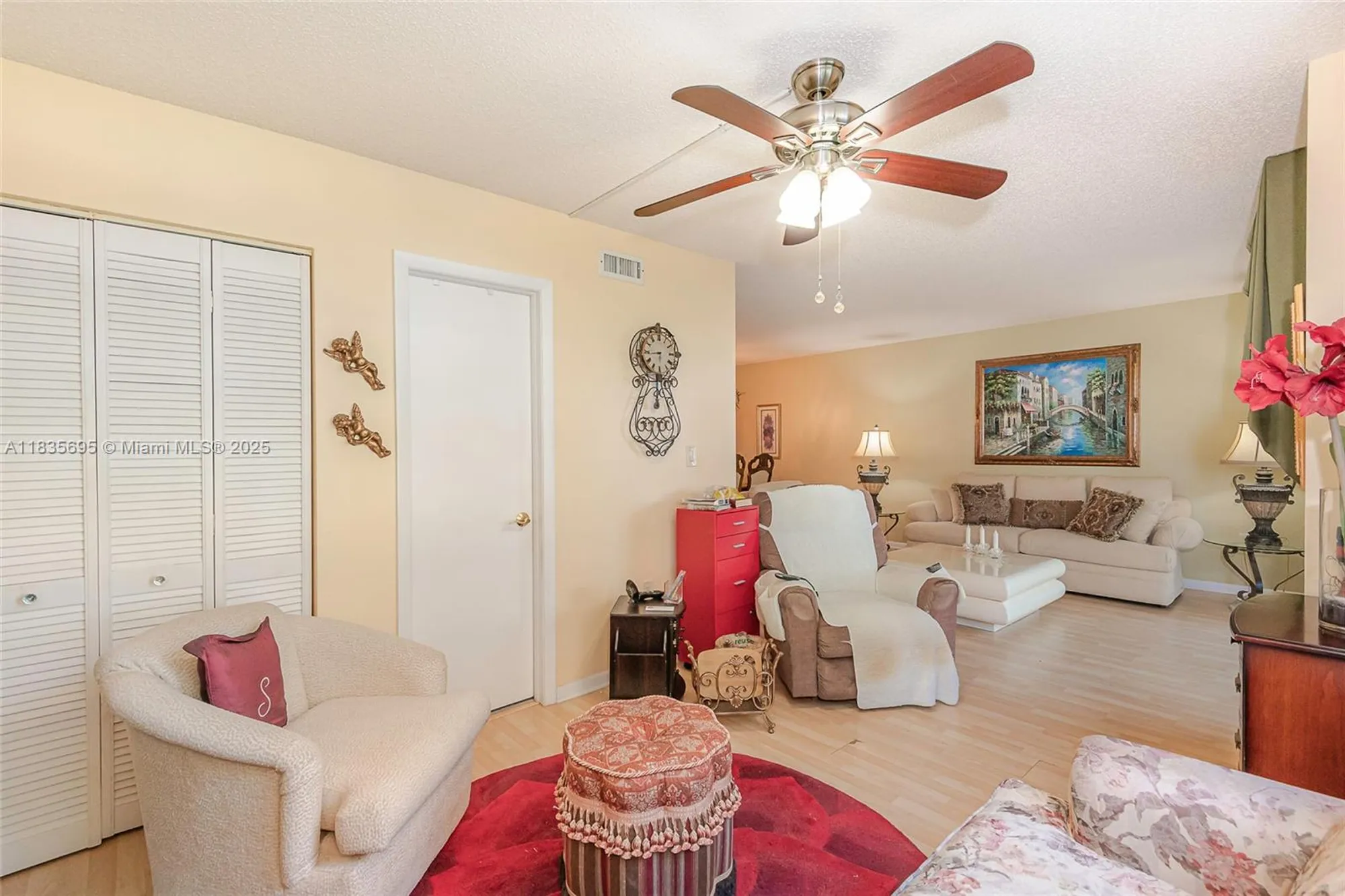 Property Slideshow image 5 of 26 | 901 colony point cir 107, Pembroke Pines, FL, 33026