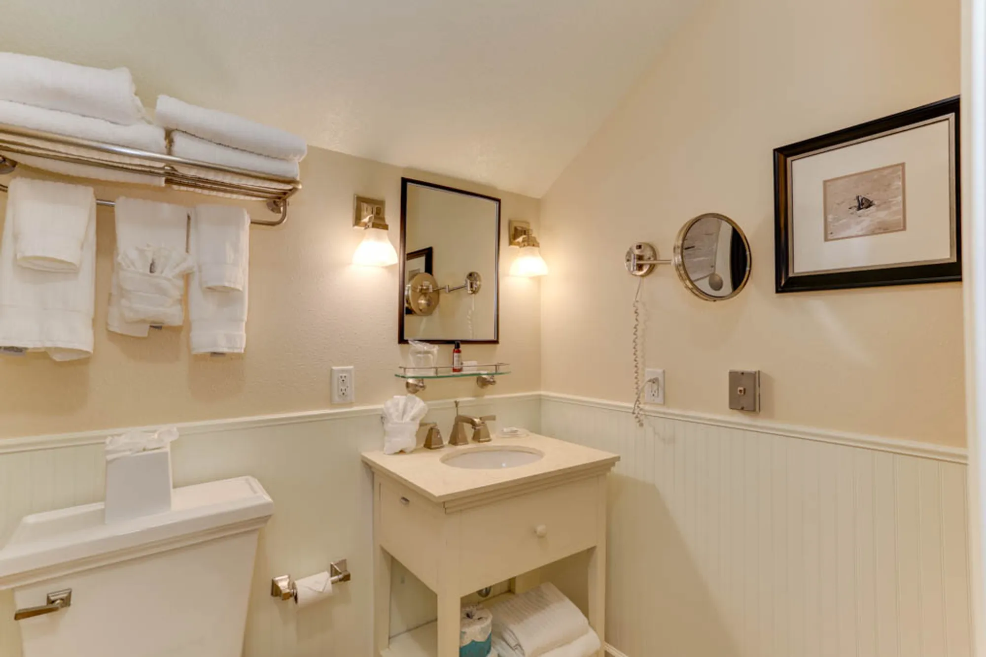 Property Slideshow image 18 of 28 | 215 padgetts ordinary, Williamsburg, VA, 23185