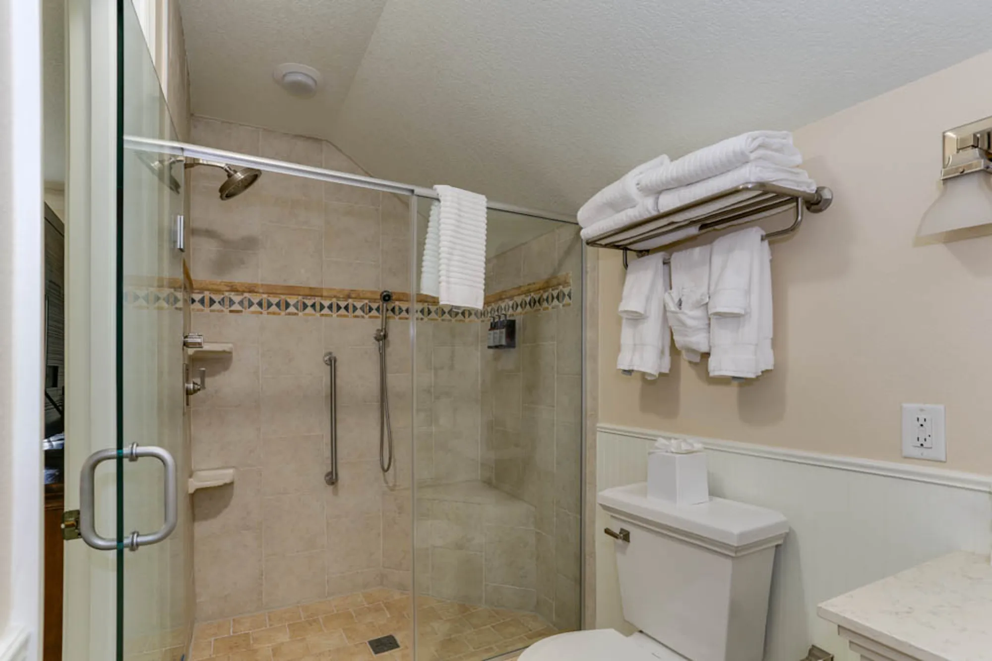 Property Slideshow image 19 of 28 | 215 padgetts ordinary, Williamsburg, VA, 23185