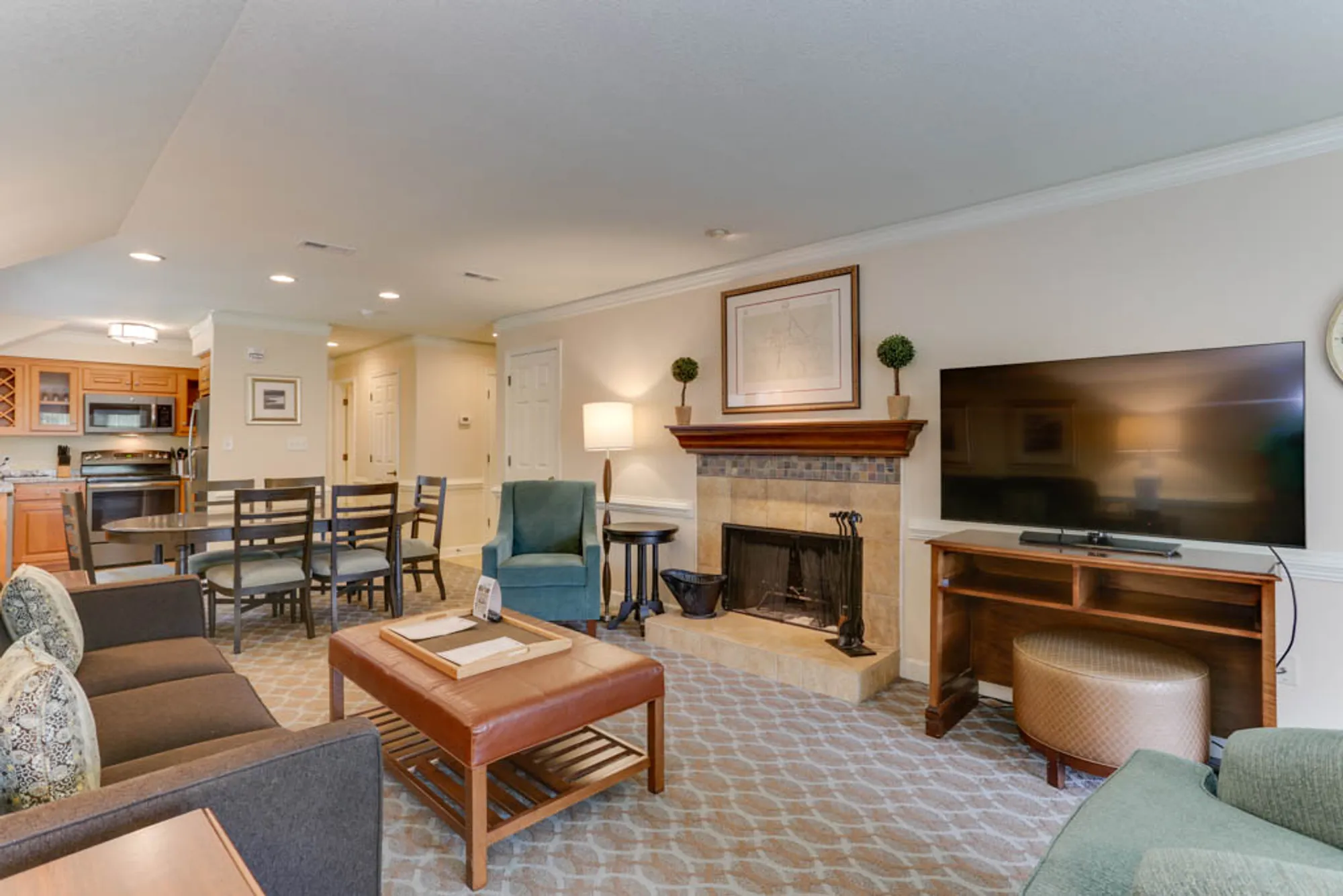 Property Slideshow image 8 of 28 | 215 padgetts ordinary, Williamsburg, VA, 23185