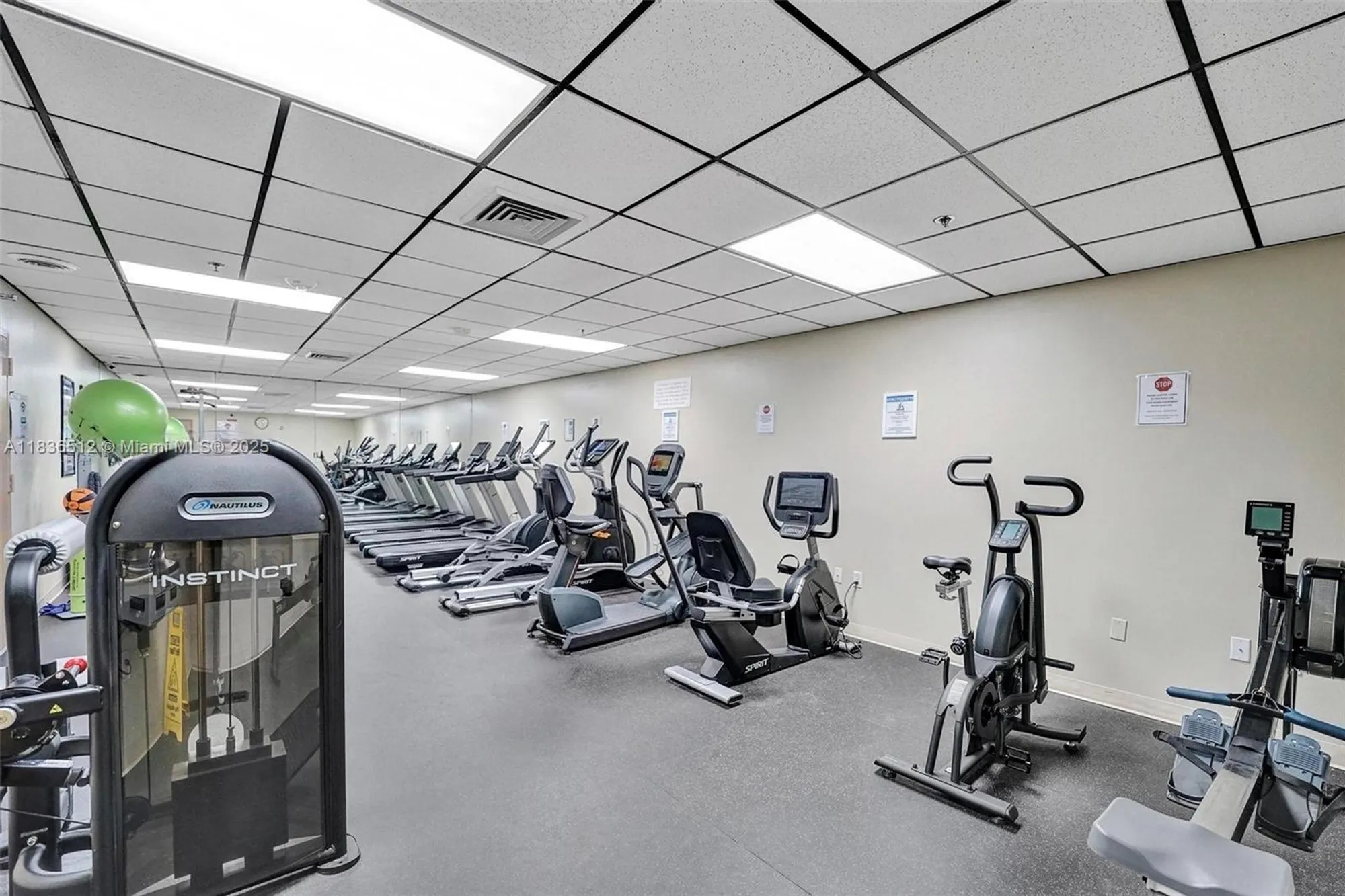 Property Slideshow image 43 of 44 | 1201 s ocean dr 410s, Hollywood, FL, 33019