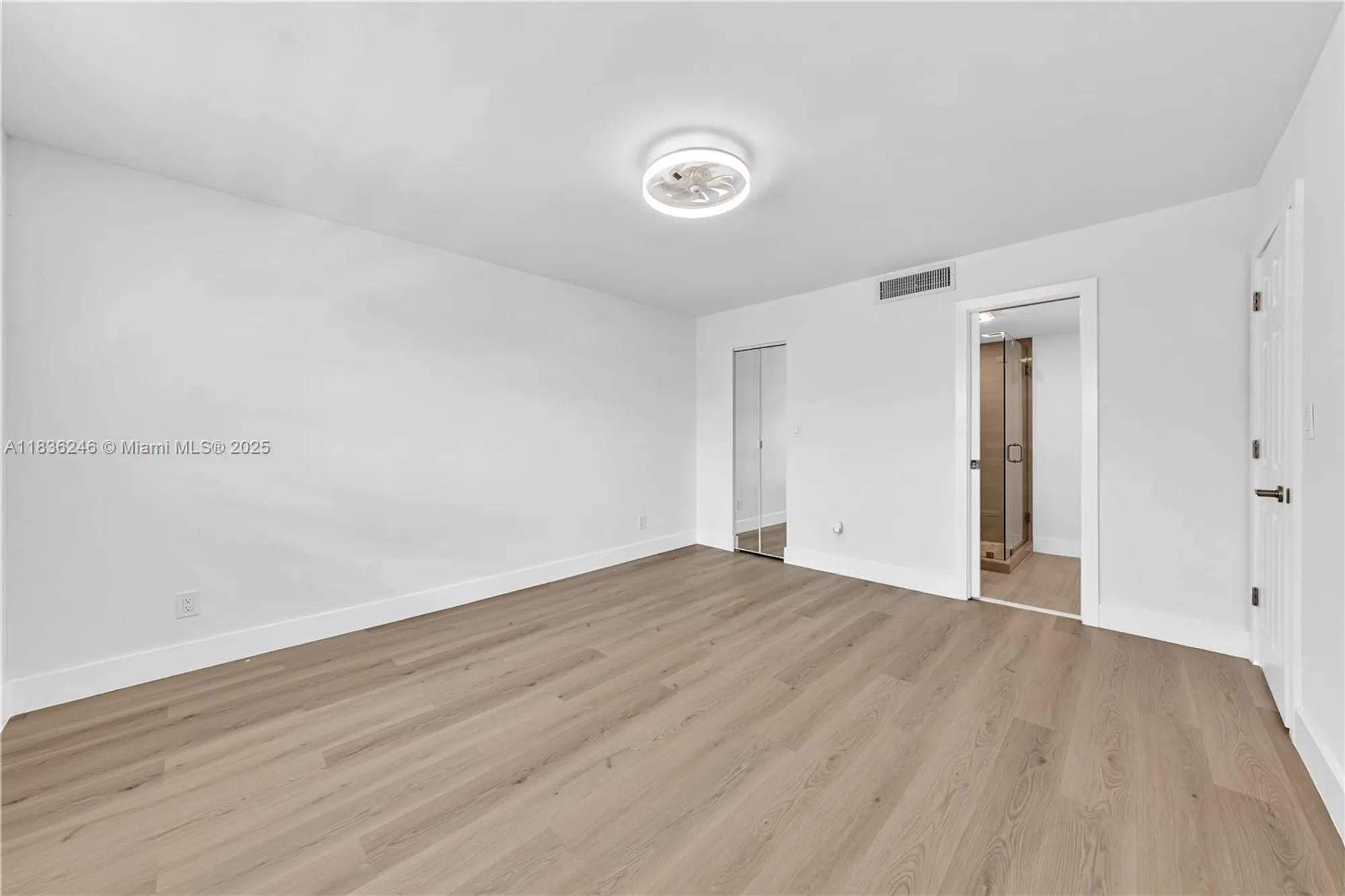 Property Slideshow image 15 of 32 | 6000 nw 64th ave 303, Tamarac, FL, 33319