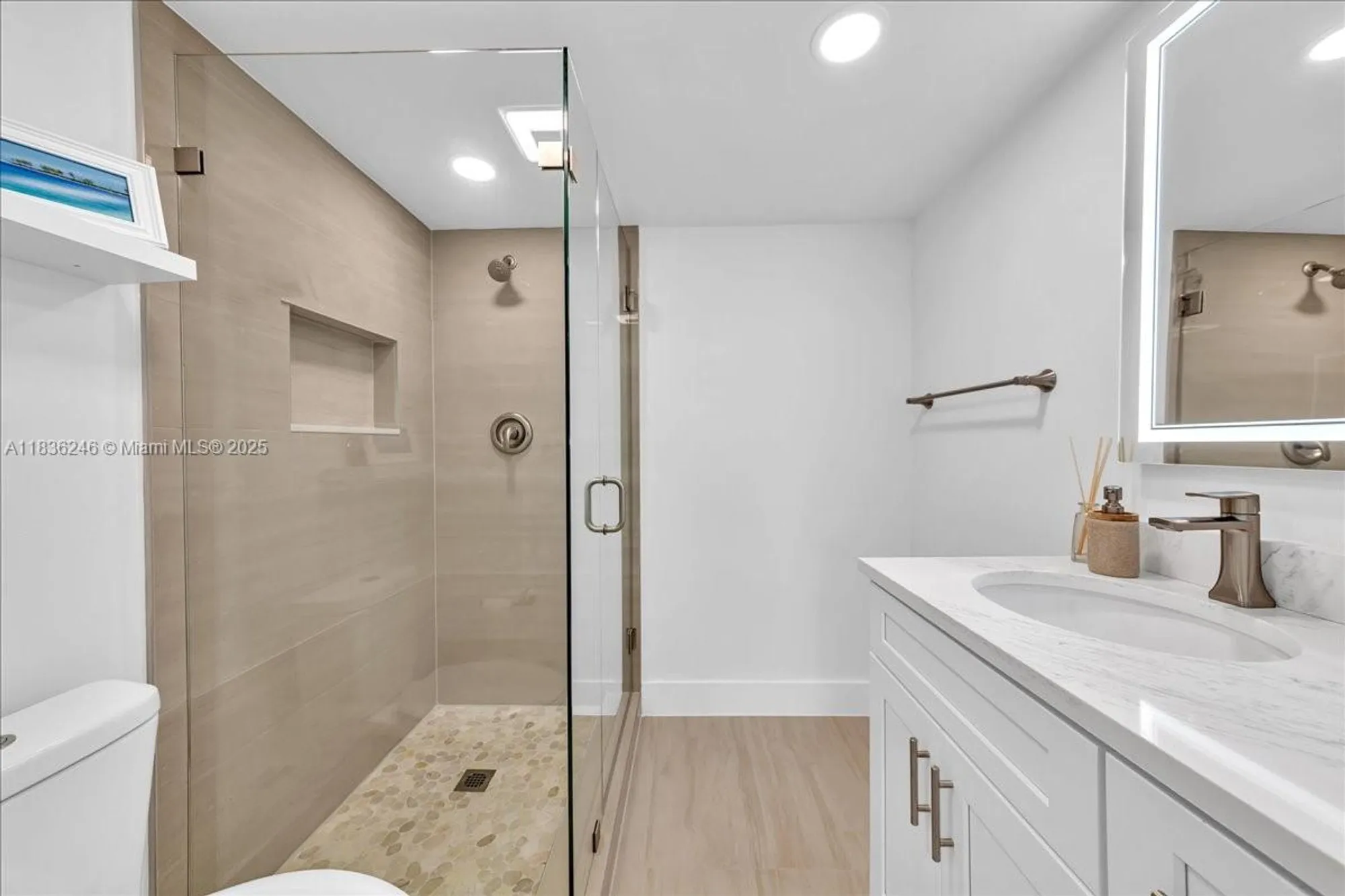 Property Slideshow image 16 of 32 | 6000 nw 64th ave 303, Tamarac, FL, 33319