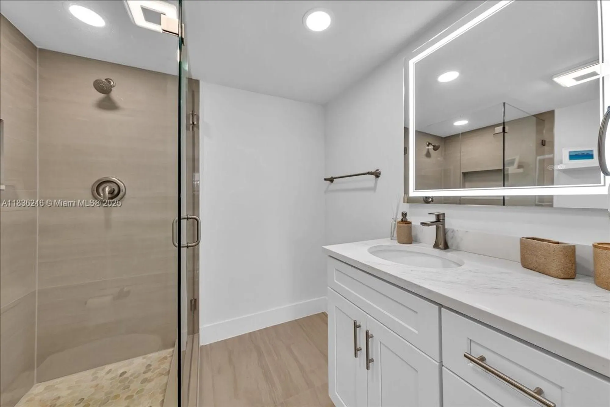 Property Slideshow image 17 of 32 | 6000 nw 64th ave 303, Tamarac, FL, 33319