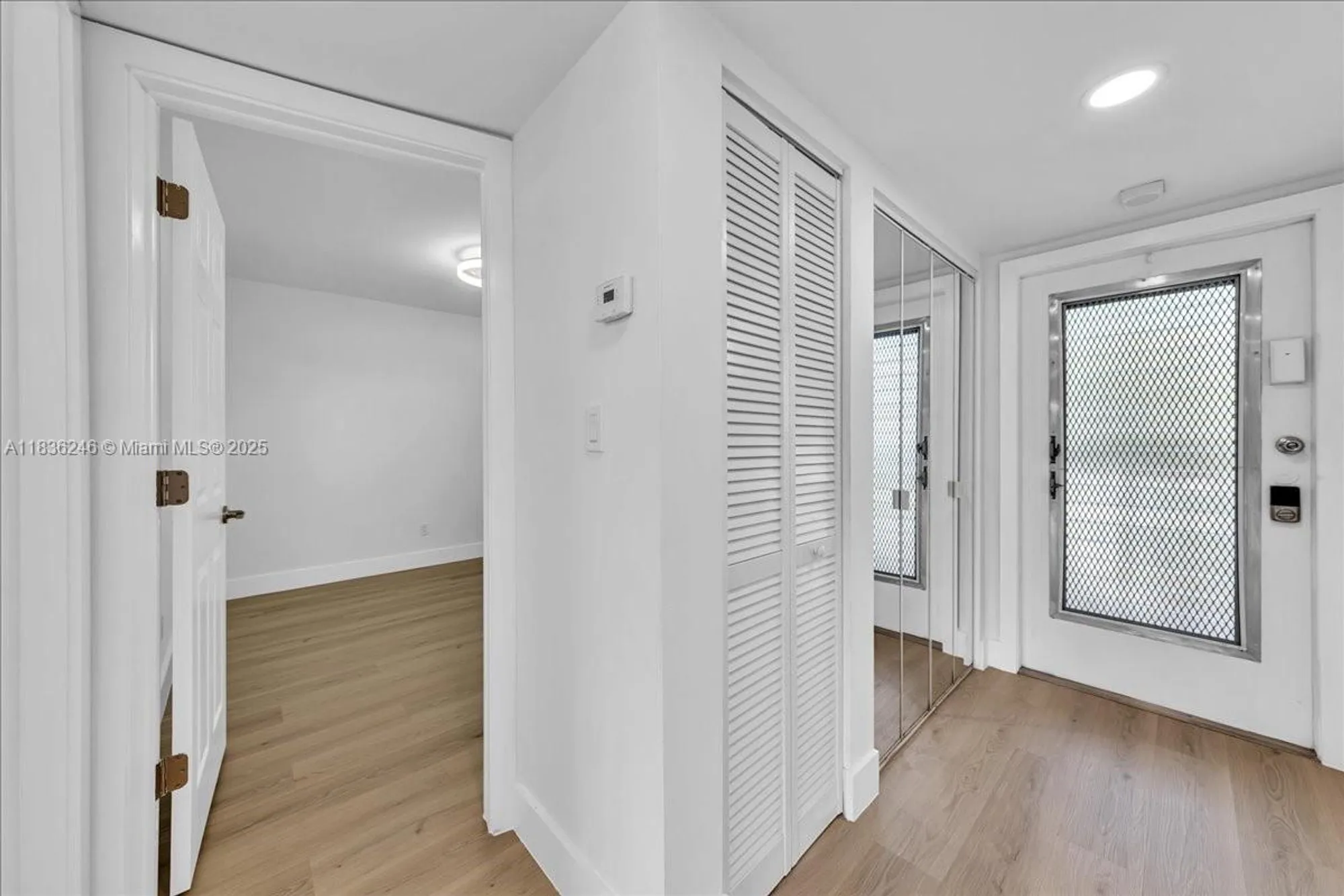 Property Slideshow image 19 of 32 | 6000 nw 64th ave 303, Tamarac, FL, 33319