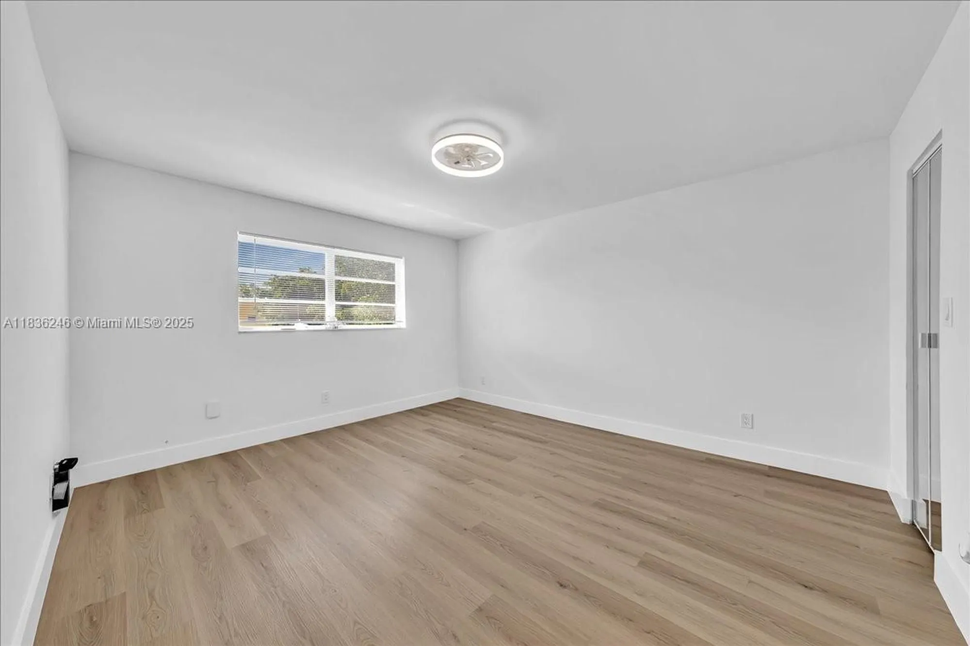 Property Slideshow image 24 of 32 | 6000 nw 64th ave 303, Tamarac, FL, 33319