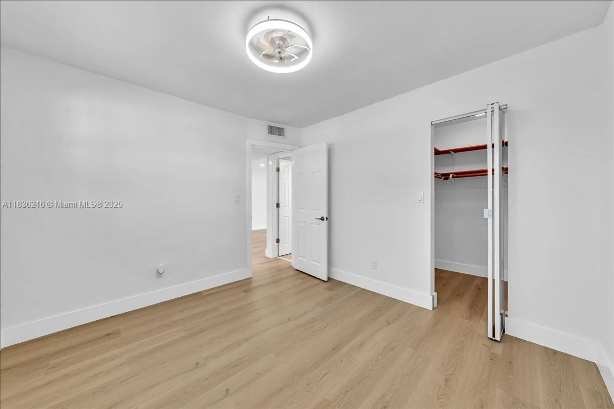 Property Slideshow image 23 of 32 | 6000 nw 64th ave 303, Tamarac, FL, 33319