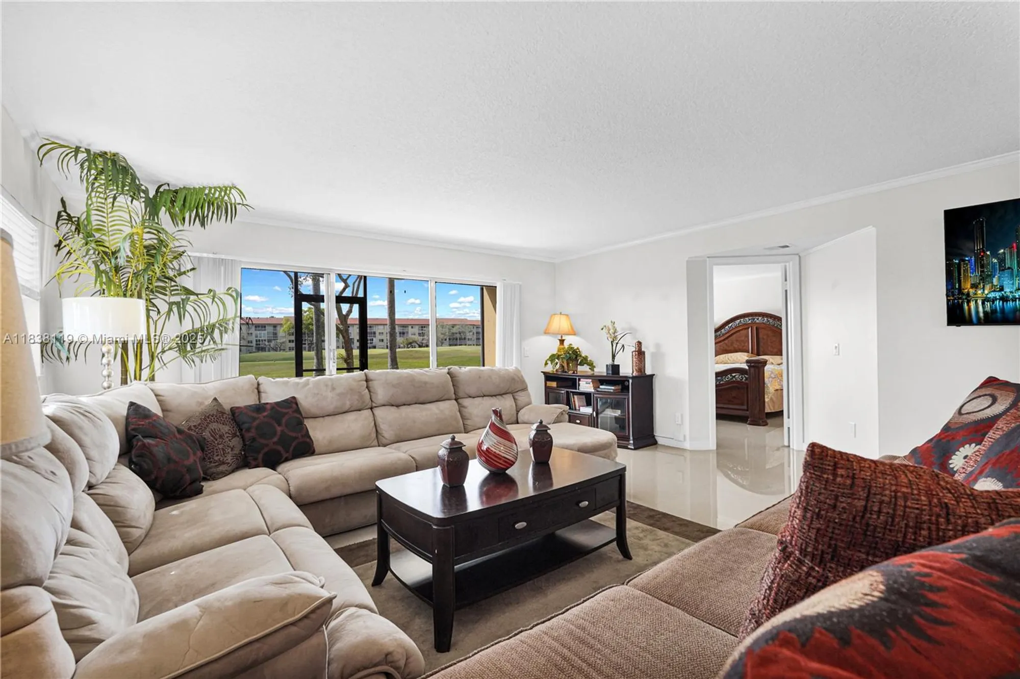 Property Slideshow image 12 of 60 | 12650 sw 6th st 101k, Pembroke Pines, FL, 33027