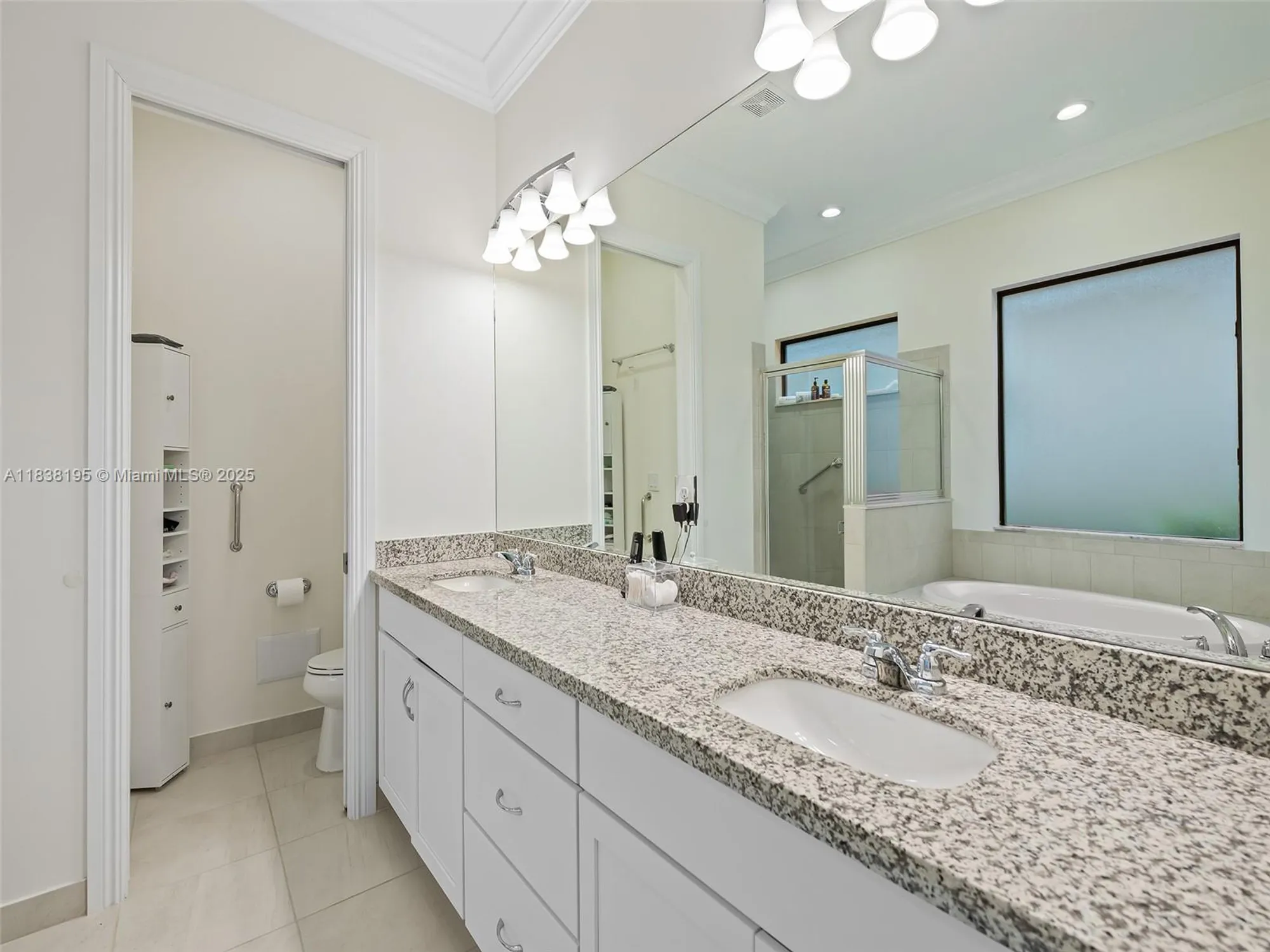 Property Slideshow image 25 of 51 | 9549 kalmar cir, Parkland, FL, 33076