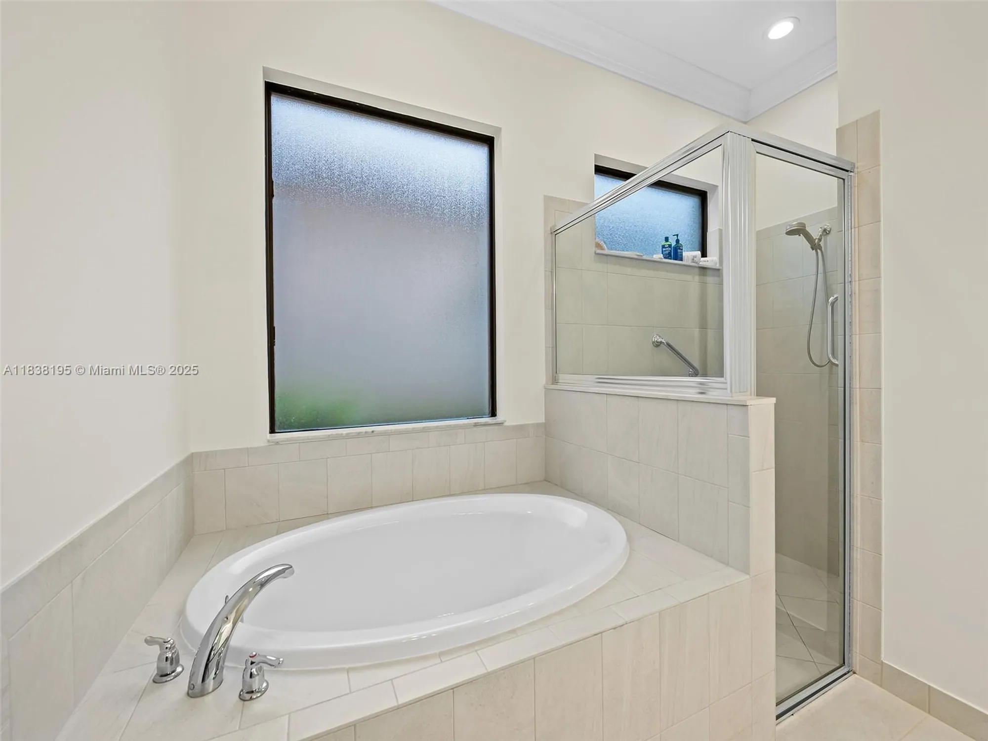 Property Slideshow image 27 of 51 | 9549 kalmar cir, Parkland, FL, 33076