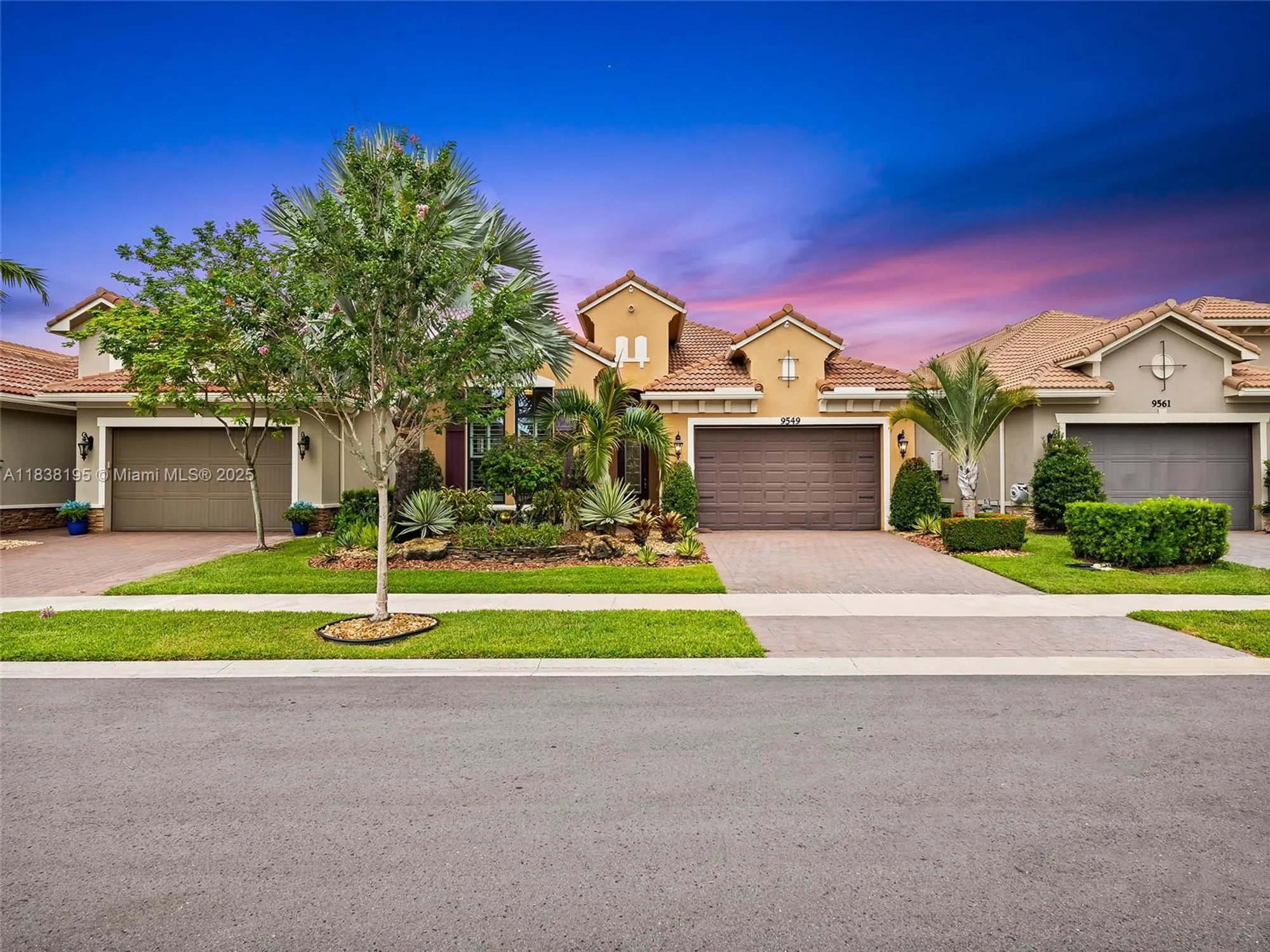 Property Slideshow image 2 of 51 | 9549 kalmar cir, Parkland, FL, 33076