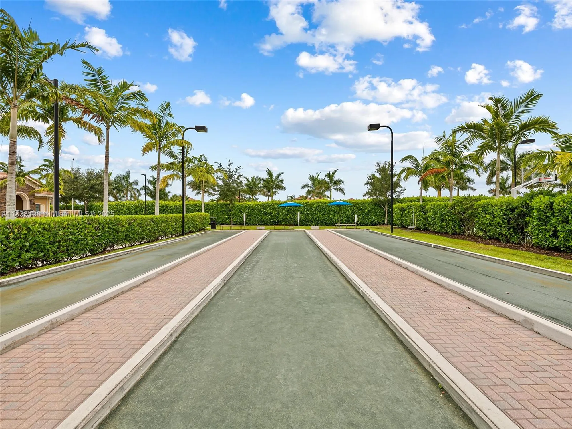 Property Slideshow image 39 of 51 | 9549 kalmar cir, Parkland, FL, 33076