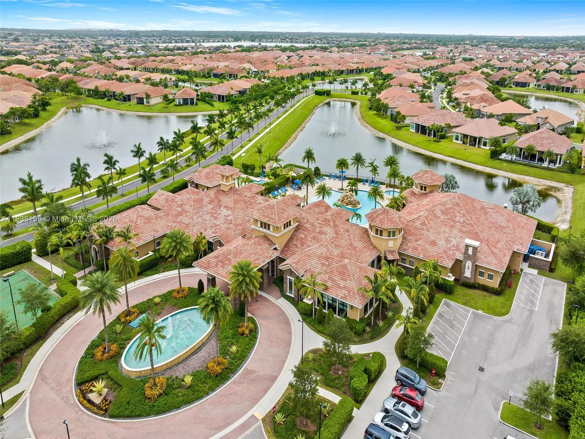 Property Slideshow image 33 of 51 | 9549 kalmar cir, Parkland, FL, 33076