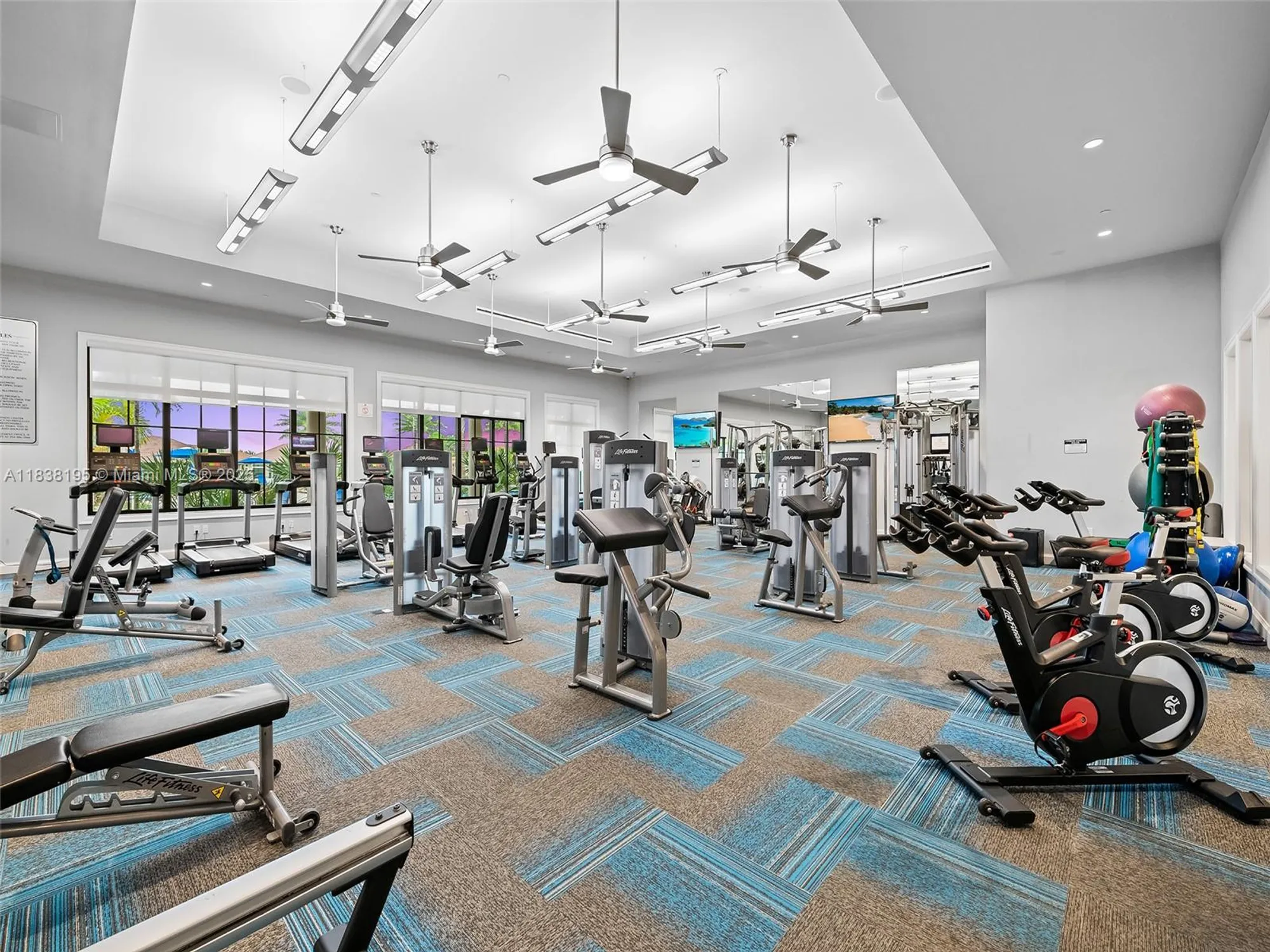 Property Slideshow image 41 of 51 | 9549 kalmar cir, Parkland, FL, 33076