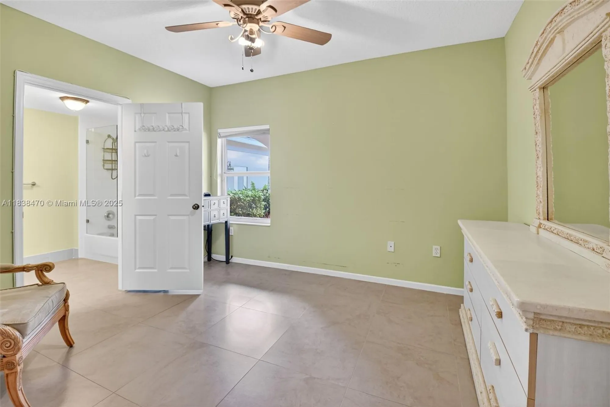 Property Slideshow image 17 of 61 | 5938 crystal shores dr 103, Boynton Beach, FL, 33437