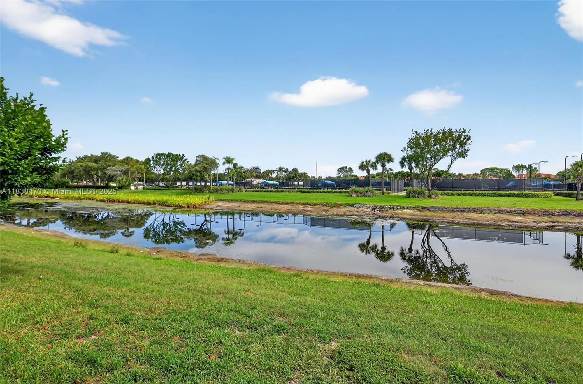 Property Slideshow image 34 of 61 | 5938 crystal shores dr 103, Boynton Beach, FL, 33437