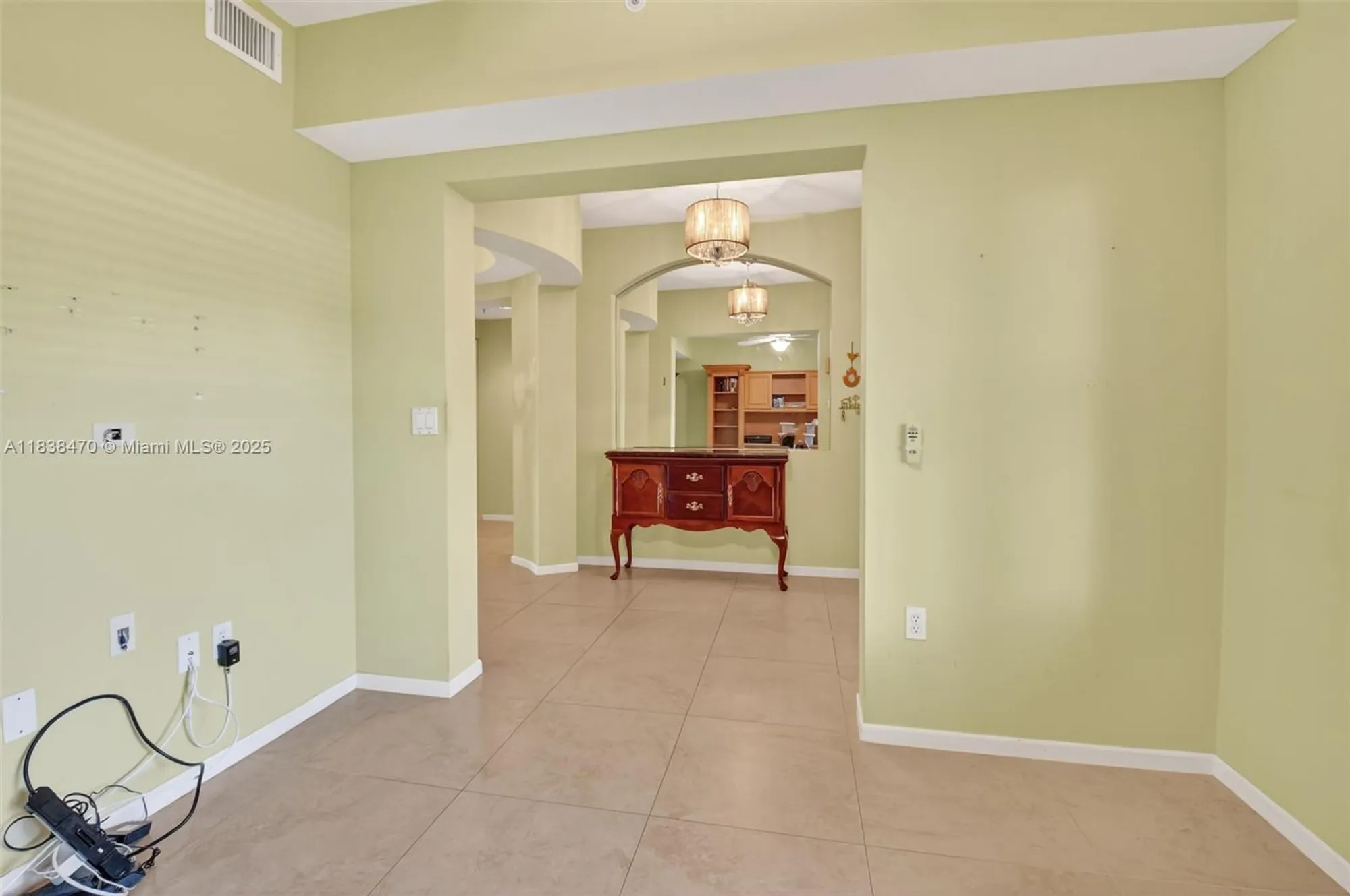 Property Slideshow image 6 of 61 | 5938 crystal shores dr 103, Boynton Beach, FL, 33437