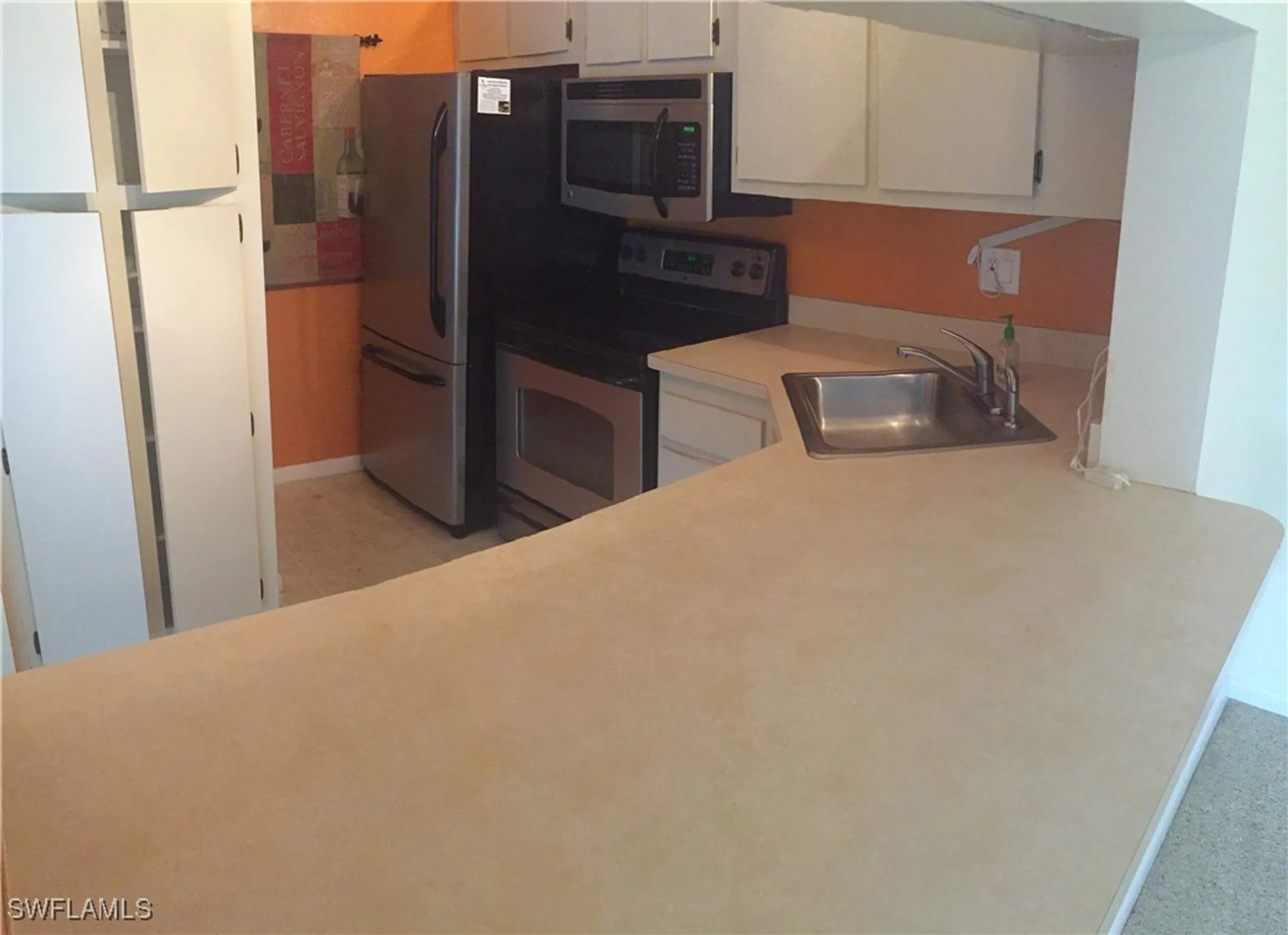 Property Slideshow image 4 of 8 | 9970 sailview ct 11, Fort Myers, FL, 33905