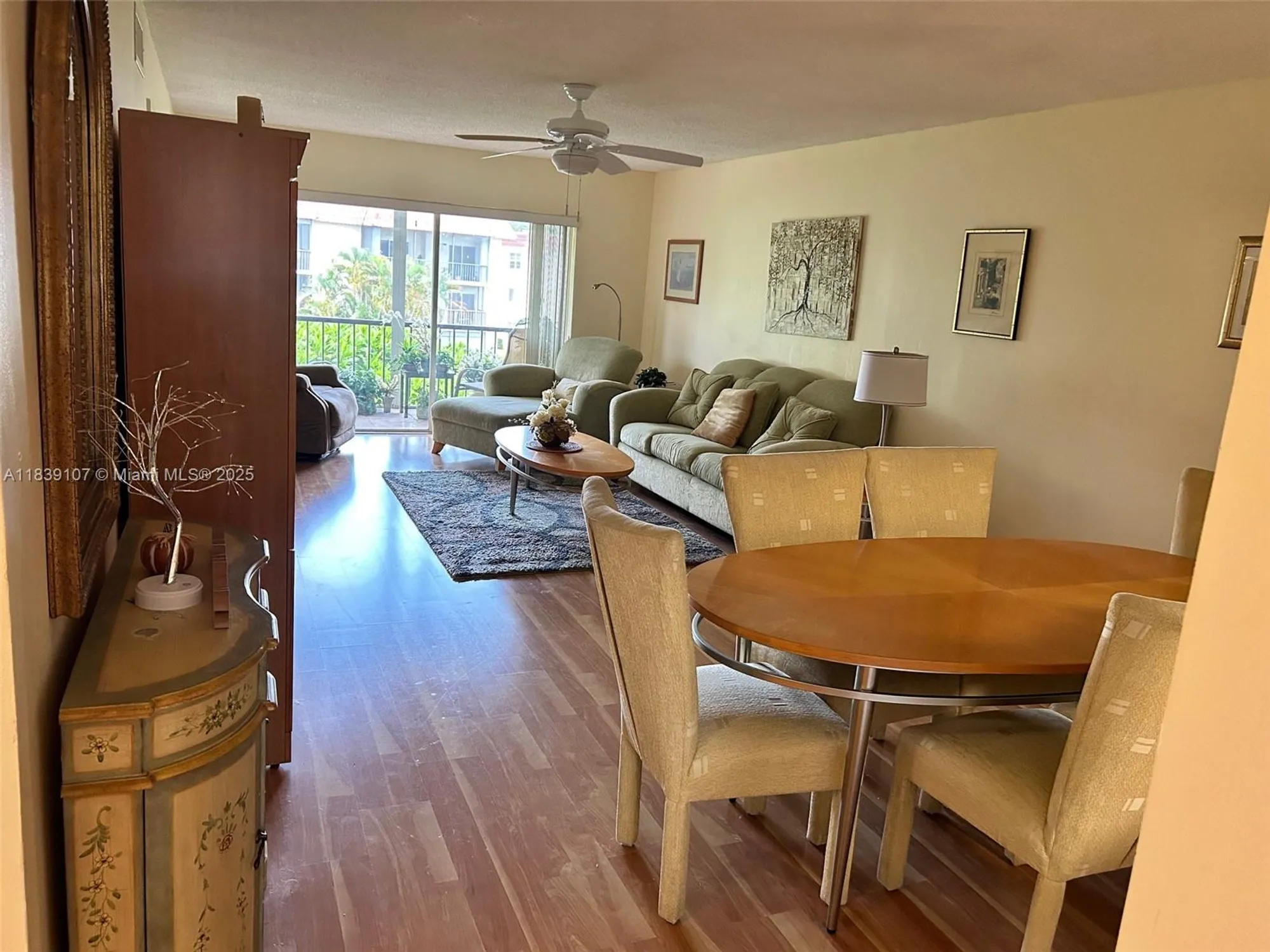 Property Slideshow image 14 of 67 | 371 s hollybrook dr 308, Pembroke Pines, FL, 33025