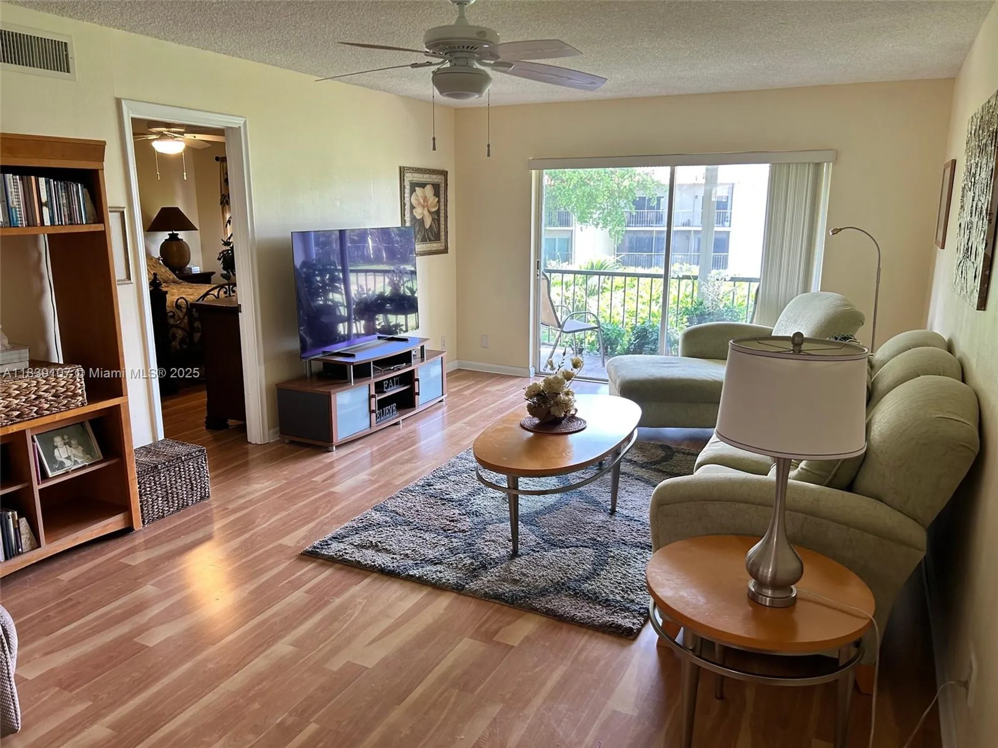 Property Slideshow image 17 of 67 | 371 s hollybrook dr 308, Pembroke Pines, FL, 33025