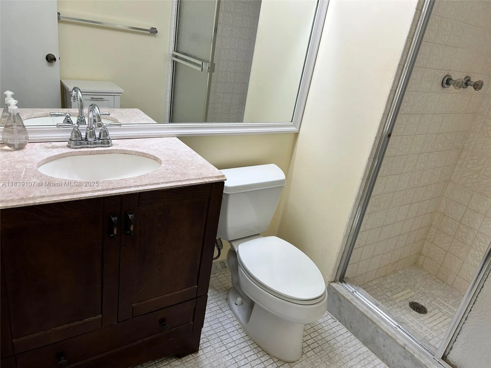 Property Slideshow image 27 of 67 | 371 s hollybrook dr 308, Pembroke Pines, FL, 33025
