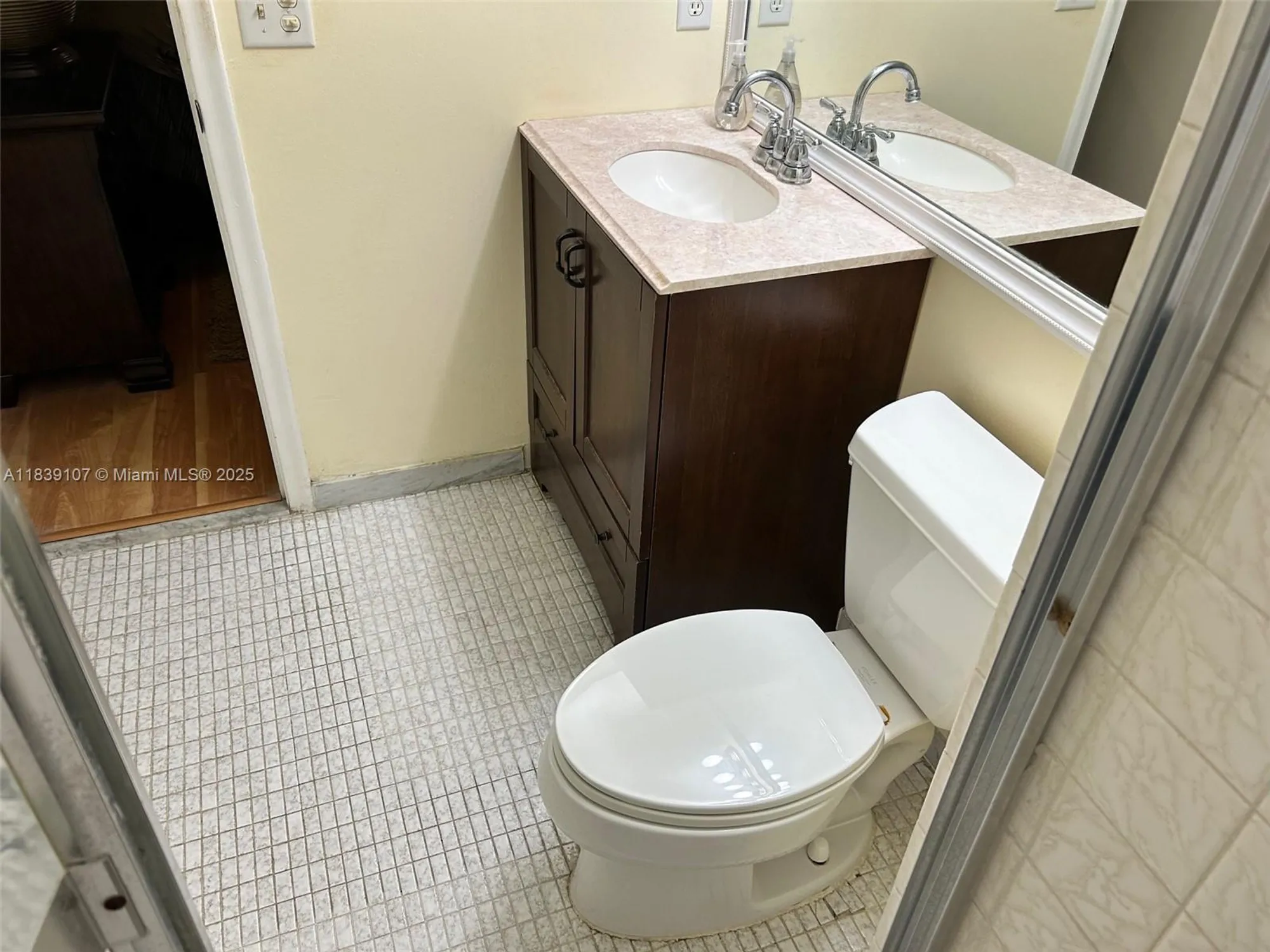 Property Slideshow image 29 of 67 | 371 s hollybrook dr 308, Pembroke Pines, FL, 33025