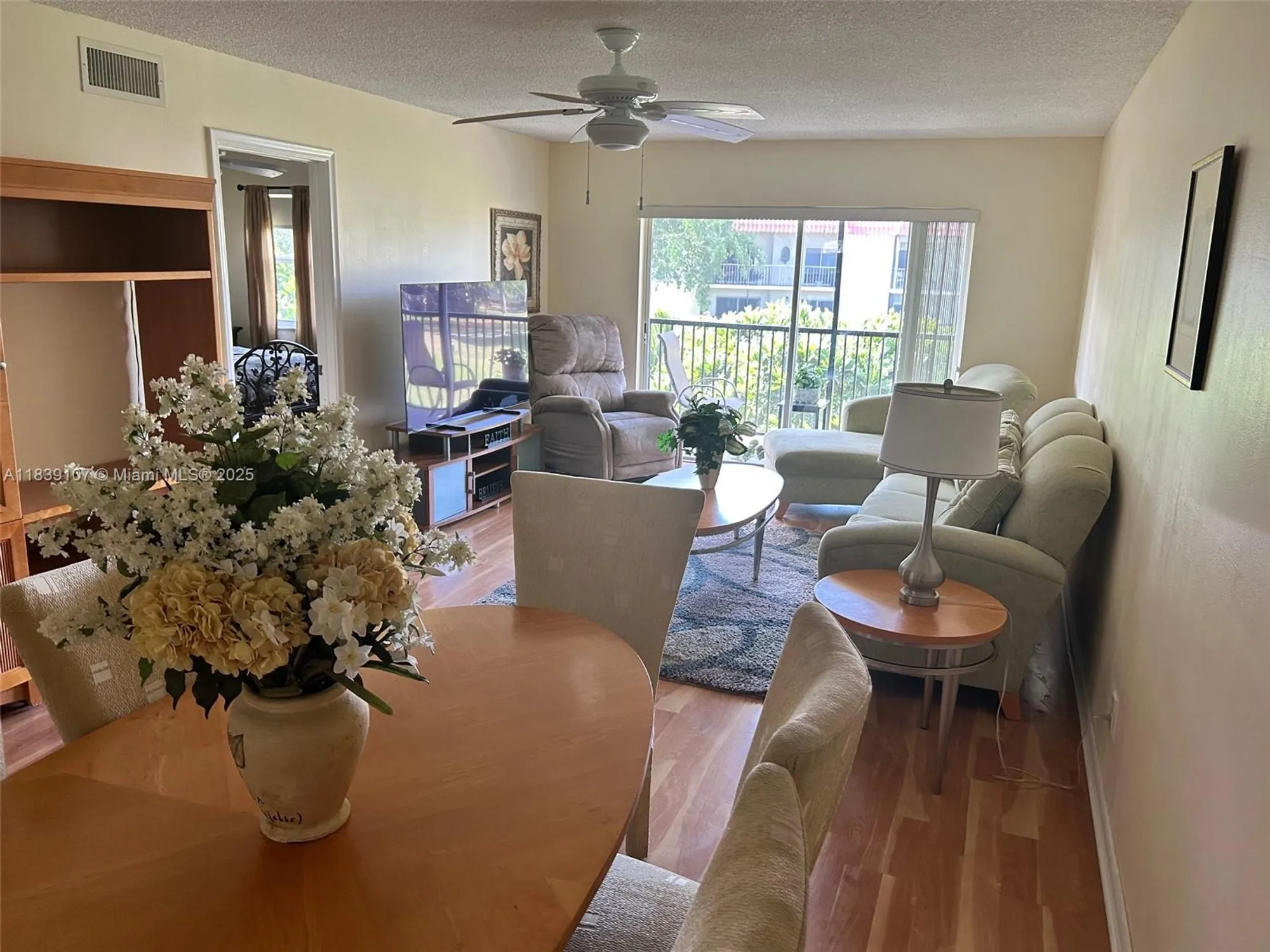 Property Slideshow image 2 of 67 | 371 s hollybrook dr 308, Pembroke Pines, FL, 33025