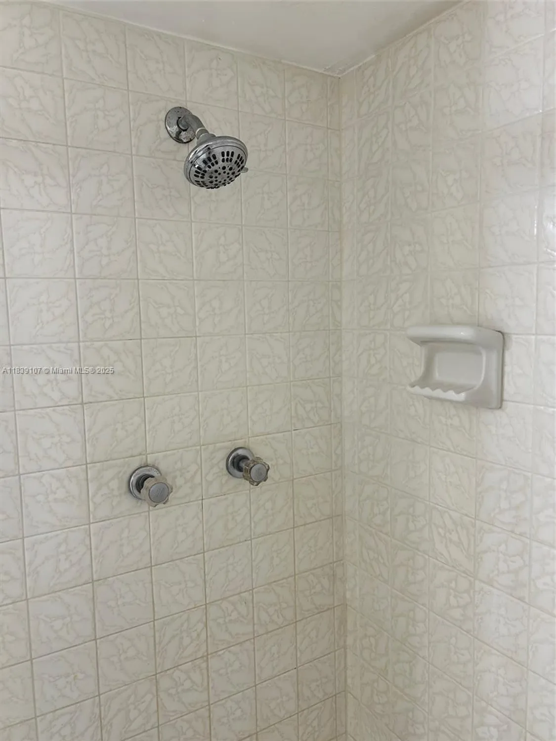 Property Slideshow image 30 of 67 | 371 s hollybrook dr 308, Pembroke Pines, FL, 33025