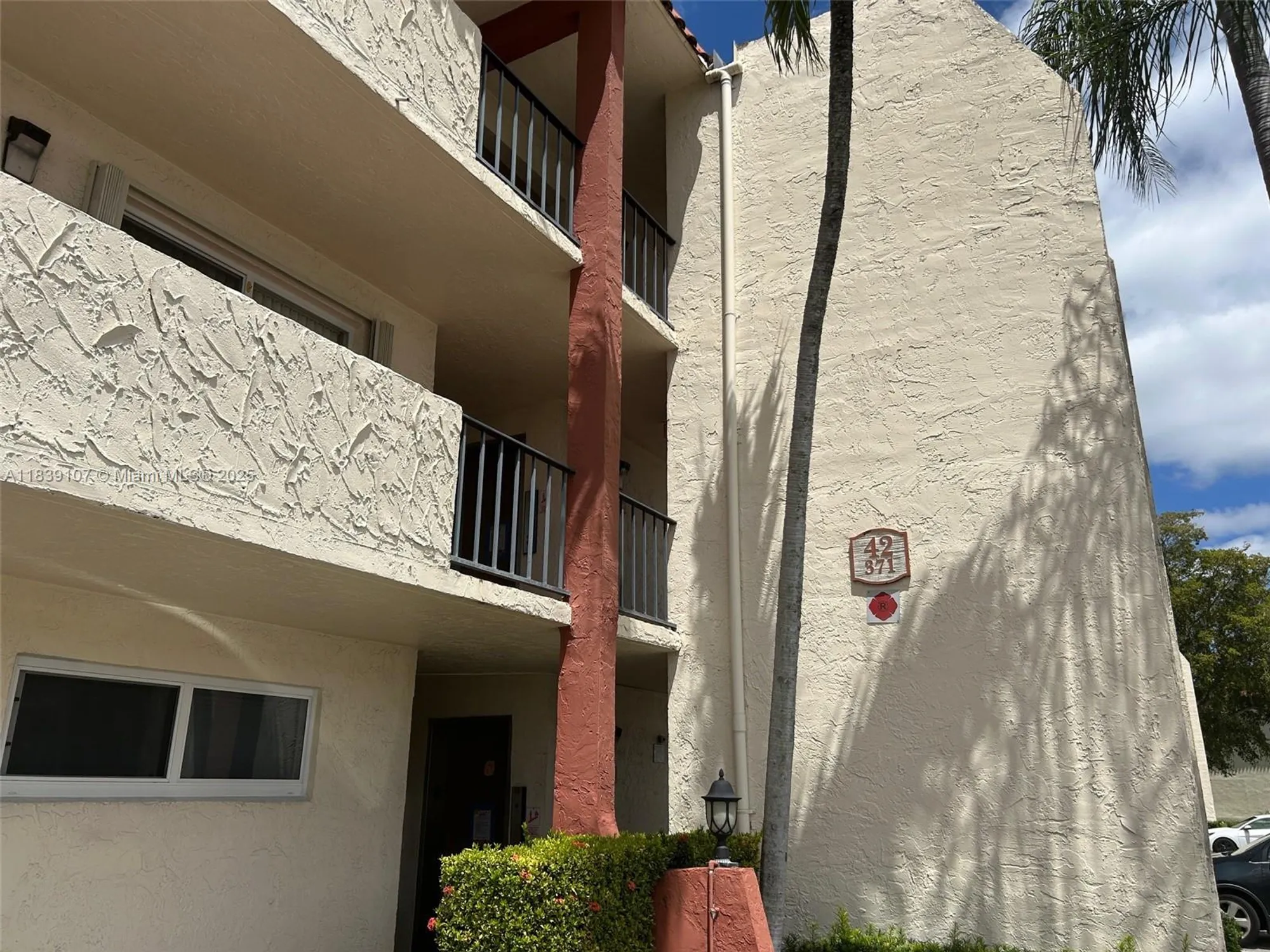 Property Slideshow image 47 of 67 | 371 s hollybrook dr 308, Pembroke Pines, FL, 33025