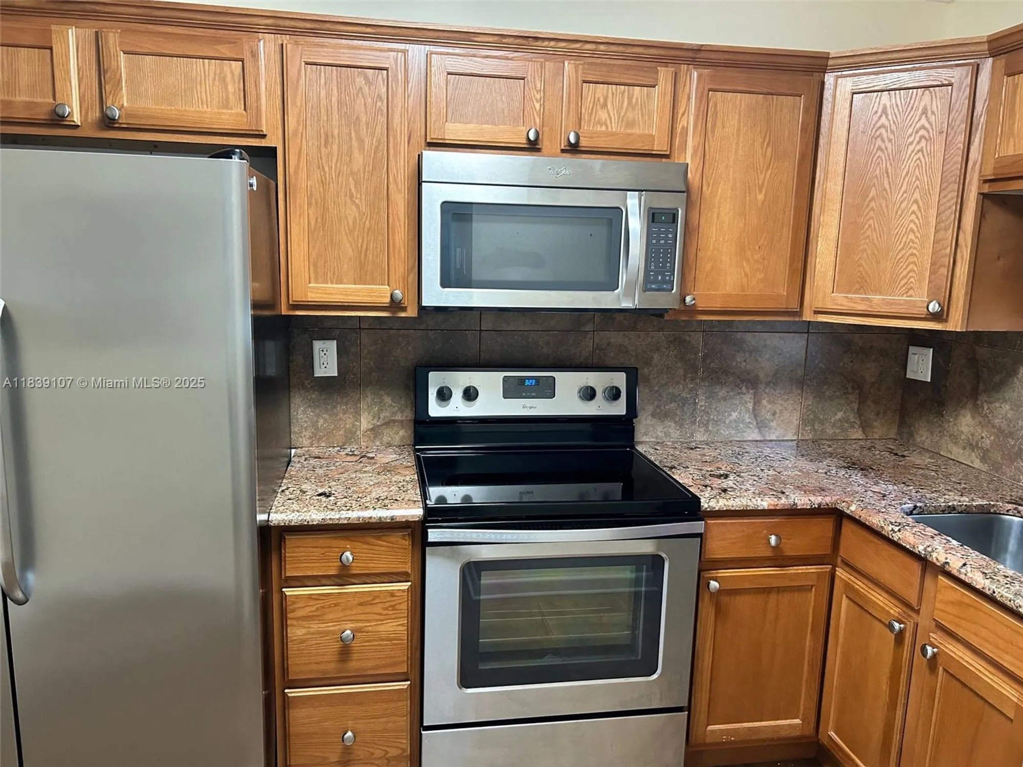 Property Slideshow image 7 of 67 | 371 s hollybrook dr 308, Pembroke Pines, FL, 33025