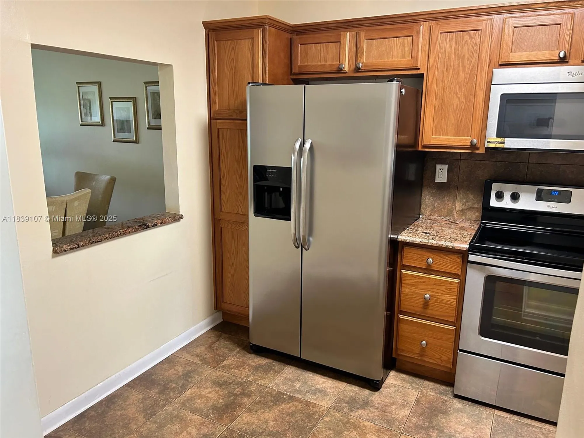 Property Slideshow image 8 of 67 | 371 s hollybrook dr 308, Pembroke Pines, FL, 33025