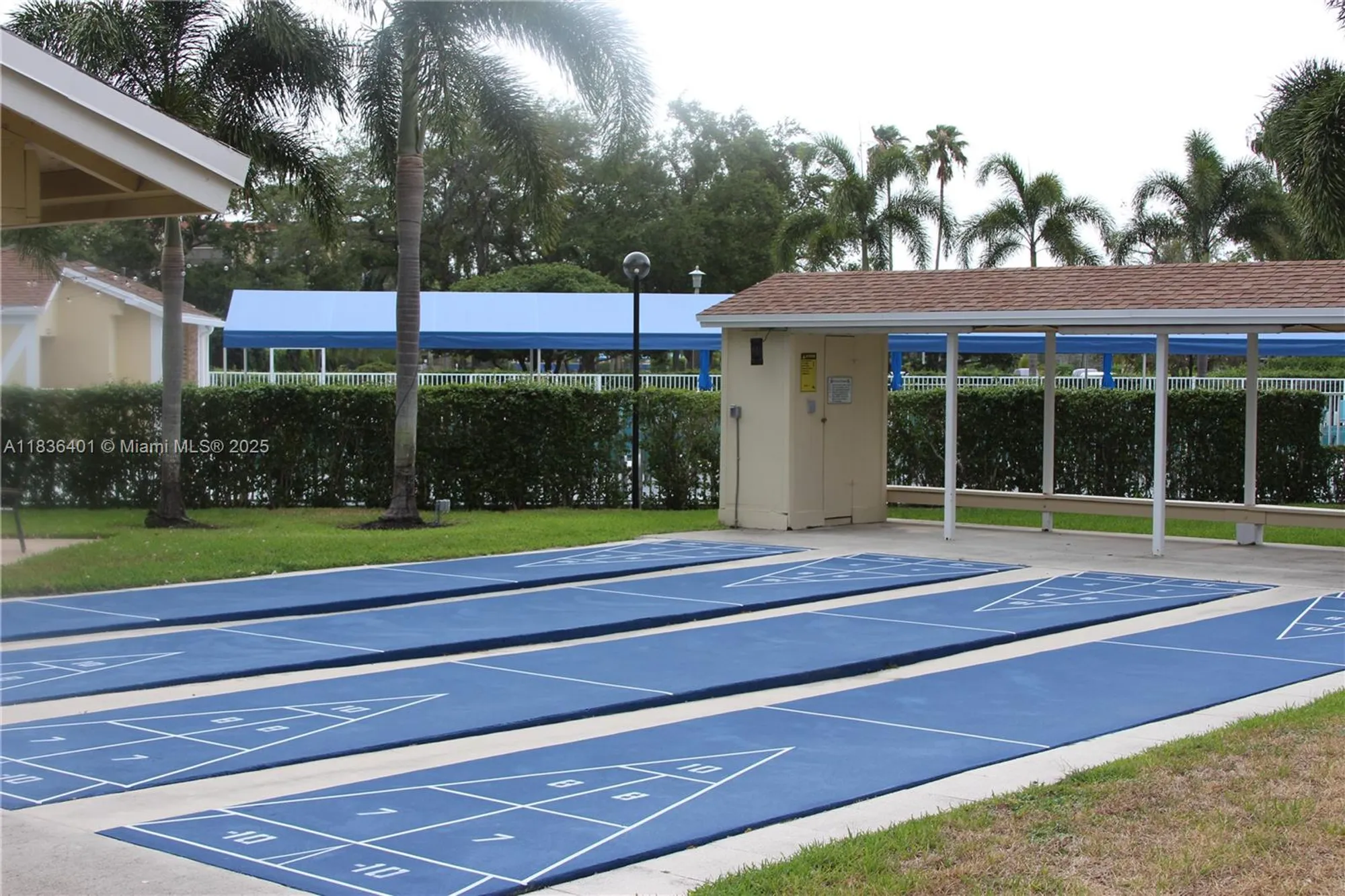 Property Slideshow image 14 of 22 | 7270 ashford pl 308, Delray Beach, FL, 33446