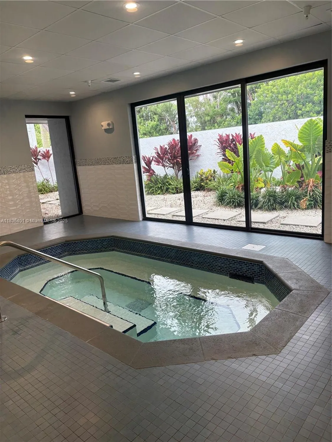 Property Slideshow image 18 of 22 | 7270 ashford pl 308, Delray Beach, FL, 33446