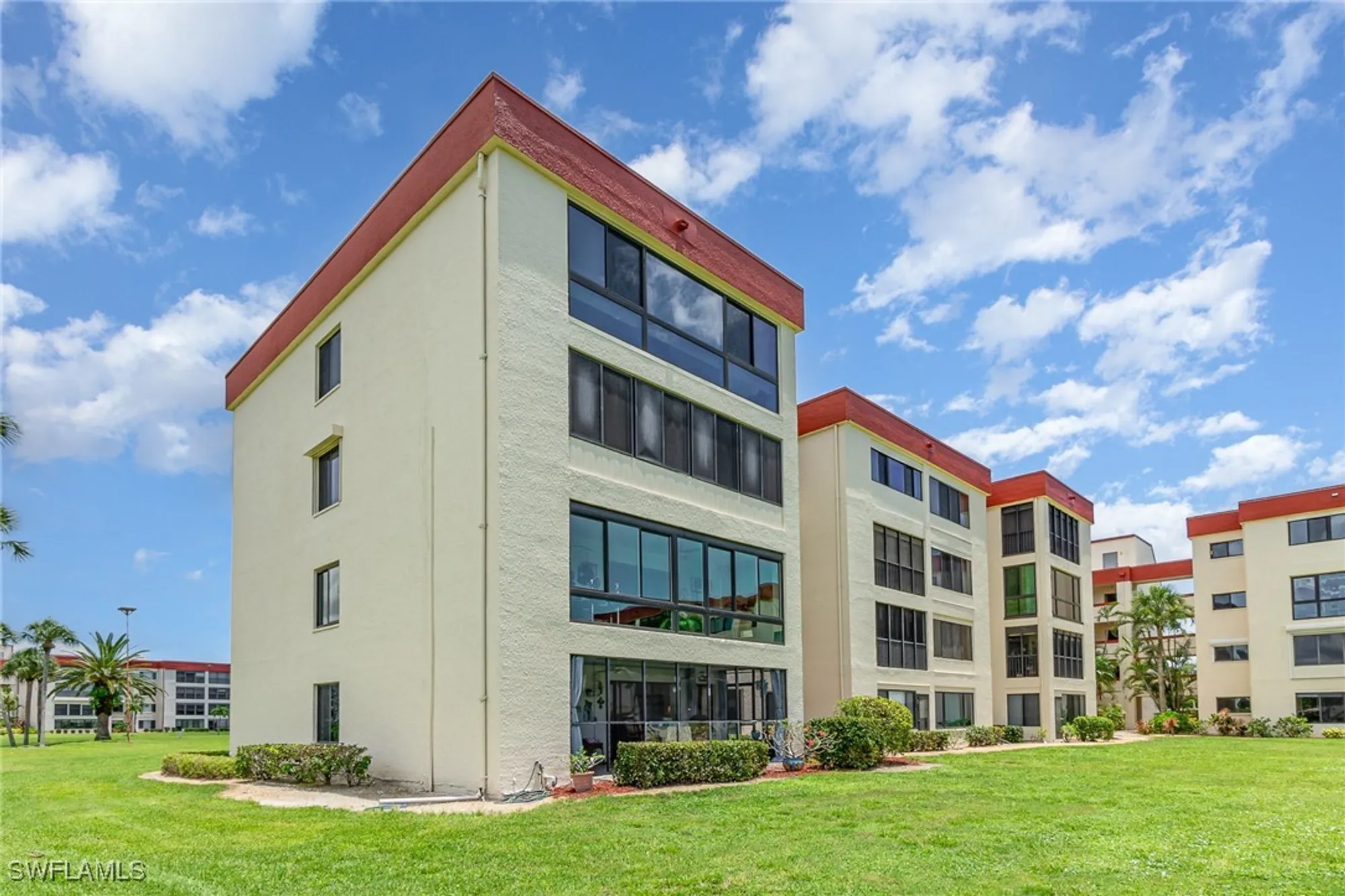 Property Slideshow image 24 of 45 | 7402 lake breeze dr apt 116, Fort Myers, FL, 33907